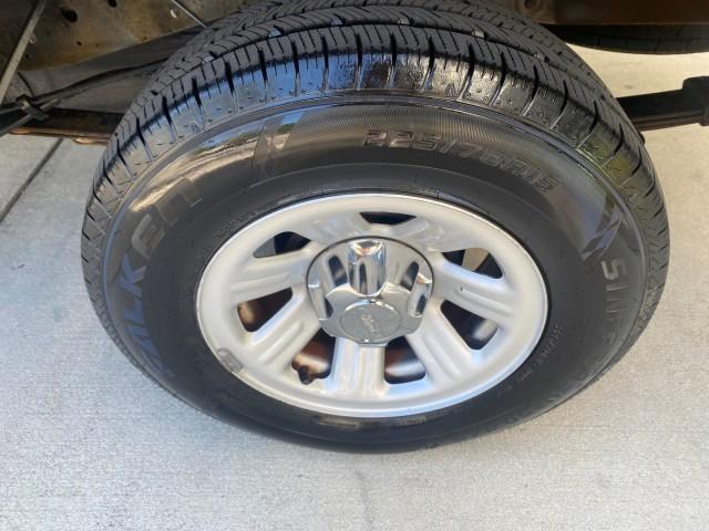 2008 Pueblo Gold Metallic /Med Pebble Tan Ford Ranger AUTO AC XL LOW MILES 57,629 (1FTYR10D58P) with an 2.3L DOHC 16-Valve I4 Engine engine, Automatic transmission, located at 4701 North Dixie Hwy, Pompano Beach, FL, 33064, (954) 422-2889, 26.240938, -80.123474 - OUR WEBPAGE FLORIDACARS1.COM HAS OVER 100 PHOTOS AND FREE CARFAX LINK 2008 FORD RANGER XL VIN: 1FTYR10D58PA16618 1 F T Y R 1 0 D 5 8 P A 1 6 6 1 8 PICKUP 2.3L 4 F GASOLINE 26 MPG REAR WHEEL DRIVE Features ABS Brakes Air Conditioning AM/FM Stereo Bed Liner Cassette Player CD Audio Leather Seats Cruis - Photo#69