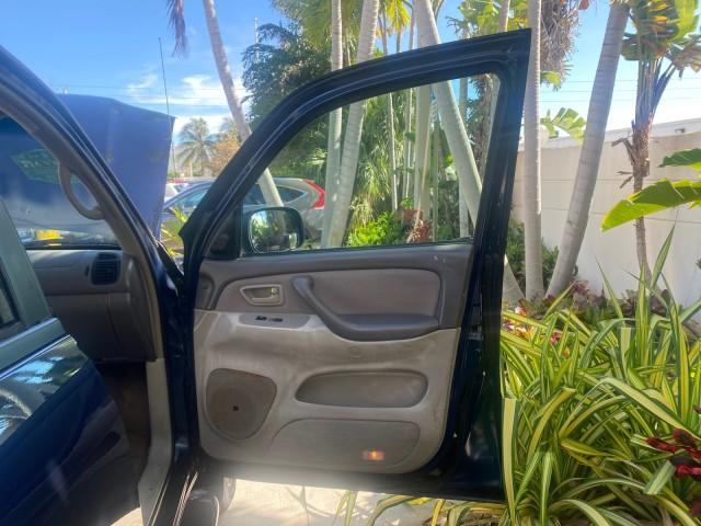 2004 Blue Marlin Pearl /Gray Toyota Tundra SR5 V8 4.7 CREW CAB FLORIDA (5TBET34174S) with an 4.7L DOHC EFI 32-Valve V8 i-Force Engine engine, Automatic transmission, located at 4701 North Dixie Hwy, Pompano Beach, FL, 33064, (954) 422-2889, 26.240938, -80.123474 - OUR WEBPAGE FLORIDACARS1.COM HAS OVER 100 PHOTOS AND FREE CARFAX LINK 2004 TOYOTA TUNDRA SR5 VIN: 5TBET34174S439824 5 T B E T 3 4 1 7 4 S 4 3 9 8 2 4 4 DOOR EXTENDED CAB PICKUP 4.7L V8 F DOHC 32V GASOLINE 19 MPG REAR WHEEL DRIVE Features ABS Brakes Air Conditioning Alloy Wheels AM/FM Stereo Automati - Photo#11