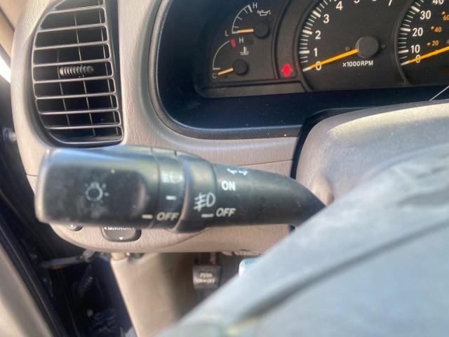 2004 Blue Marlin Pearl /Gray Toyota Tundra SR5 V8 4.7 CREW CAB FLORIDA (5TBET34174S) with an 4.7L DOHC EFI 32-Valve V8 i-Force Engine engine, Automatic transmission, located at 4701 North Dixie Hwy, Pompano Beach, FL, 33064, (954) 422-2889, 26.240938, -80.123474 - OUR WEBPAGE FLORIDACARS1.COM HAS OVER 100 PHOTOS AND FREE CARFAX LINK 2004 TOYOTA TUNDRA SR5 VIN: 5TBET34174S439824 5 T B E T 3 4 1 7 4 S 4 3 9 8 2 4 4 DOOR EXTENDED CAB PICKUP 4.7L V8 F DOHC 32V GASOLINE 19 MPG REAR WHEEL DRIVE Features ABS Brakes Air Conditioning Alloy Wheels AM/FM Stereo Automati - Photo#52