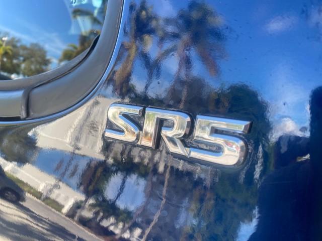 2004 Blue Marlin Pearl /Gray Toyota Tundra SR5 V8 4.7 CREW CAB FLORIDA (5TBET34174S) with an 4.7L DOHC EFI 32-Valve V8 i-Force Engine engine, Automatic transmission, located at 4701 North Dixie Hwy, Pompano Beach, FL, 33064, (954) 422-2889, 26.240938, -80.123474 - OUR WEBPAGE FLORIDACARS1.COM HAS OVER 100 PHOTOS AND FREE CARFAX LINK 2004 TOYOTA TUNDRA SR5 VIN: 5TBET34174S439824 5 T B E T 3 4 1 7 4 S 4 3 9 8 2 4 4 DOOR EXTENDED CAB PICKUP 4.7L V8 F DOHC 32V GASOLINE 19 MPG REAR WHEEL DRIVE Features ABS Brakes Air Conditioning Alloy Wheels AM/FM Stereo Automati - Photo#74