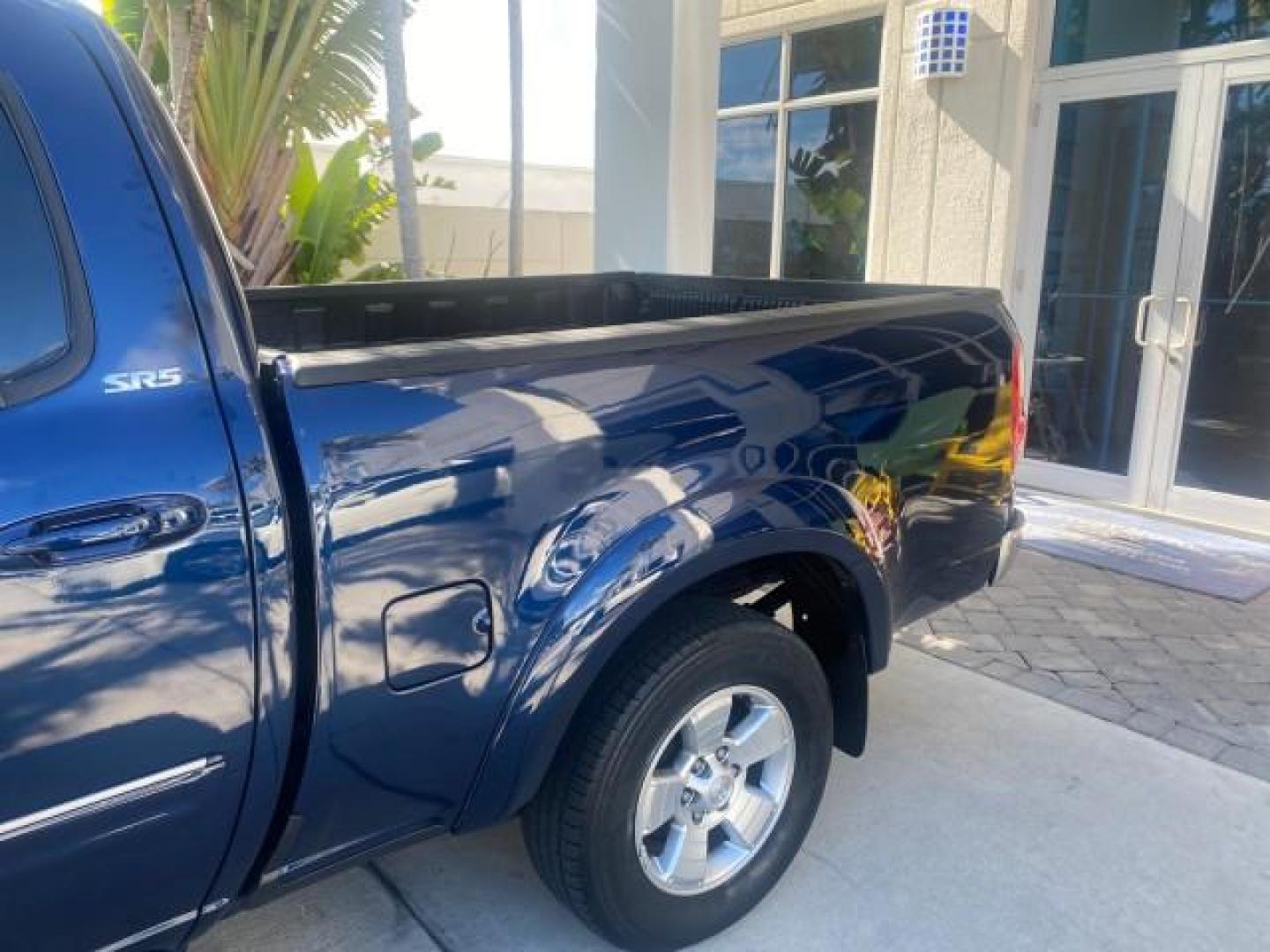 2004 Blue Marlin Pearl /Gray Toyota Tundra SR5 V8 4.7 CREW CAB FLORIDA (5TBET34174S) with an 4.7L DOHC EFI 32-Valve V8 i-Force Engine engine, Automatic transmission, located at 4701 North Dixie Hwy, Pompano Beach, FL, 33064, (954) 422-2889, 26.240938, -80.123474 - OUR WEBPAGE FLORIDACARS1.COM HAS OVER 100 PHOTOS AND FREE CARFAX LINK 2004 TOYOTA TUNDRA SR5 VIN: 5TBET34174S439824 5 T B E T 3 4 1 7 4 S 4 3 9 8 2 4 4 DOOR EXTENDED CAB PICKUP 4.7L V8 F DOHC 32V GASOLINE 19 MPG REAR WHEEL DRIVE Features ABS Brakes Air Conditioning Alloy Wheels AM/FM Stereo Automati - Photo#89