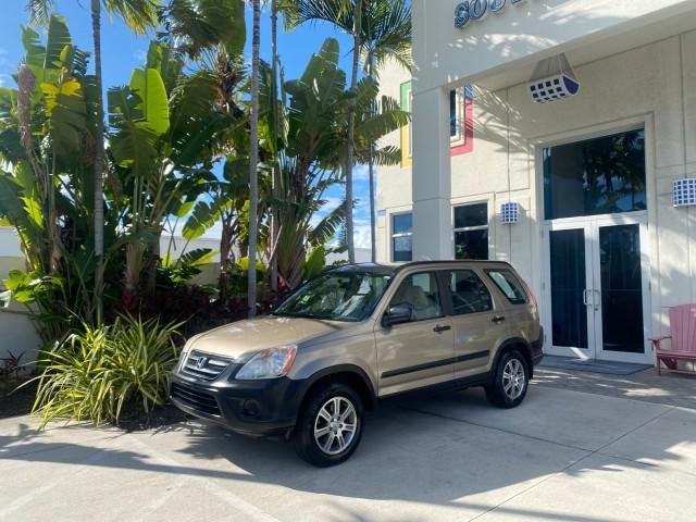 2005 Sahara Sand Metallic /Ivory Honda CR-V LX LOW MILES 52,177 SUV (SHSRD68595U) with an 2.4L DOHC MPFI 16-Valve i-VTEC I4 Engine engine, Automatic transmission, located at 4701 North Dixie Hwy, Pompano Beach, FL, 33064, (954) 422-2889, 26.240938, -80.123474 - OUR WEBPAGE FLORIDACARS1.COM HAS OVER 100 PHOTOS AND FREE CARFAX LINK 2005 HONDA CR-V LX VIN: SHSRD68595U306596 S H S R D 6 8 5 9 5 U 3 0 6 5 9 6 4 DOOR WAGON/SPORT UTILITY 2.4L I4 F DOHC GASOLINE 29 MPG FRONT WHEEL DRIVE Features ABS Brakes Air Conditioning AM/FM Stereo Automatic Transmission Casse - Photo#28