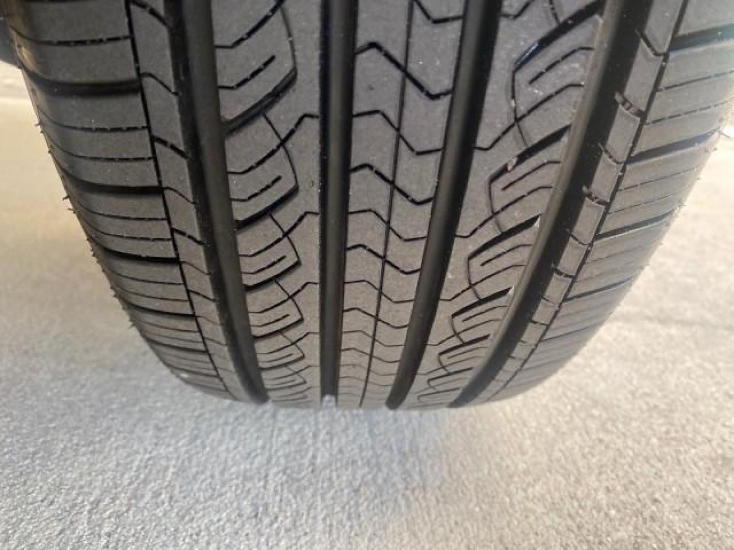 2005 Sahara Sand Metallic /Ivory Honda CR-V LX LOW MILES 52,177 SUV (SHSRD68595U) with an 2.4L DOHC MPFI 16-Valve i-VTEC I4 Engine engine, Automatic transmission, located at 4701 North Dixie Hwy, Pompano Beach, FL, 33064, (954) 422-2889, 26.240938, -80.123474 - OUR WEBPAGE FLORIDACARS1.COM HAS OVER 100 PHOTOS AND FREE CARFAX LINK 2005 HONDA CR-V LX VIN: SHSRD68595U306596 S H S R D 6 8 5 9 5 U 3 0 6 5 9 6 4 DOOR WAGON/SPORT UTILITY 2.4L I4 F DOHC GASOLINE 29 MPG FRONT WHEEL DRIVE Features ABS Brakes Air Conditioning AM/FM Stereo Automatic Transmission Casse - Photo#81