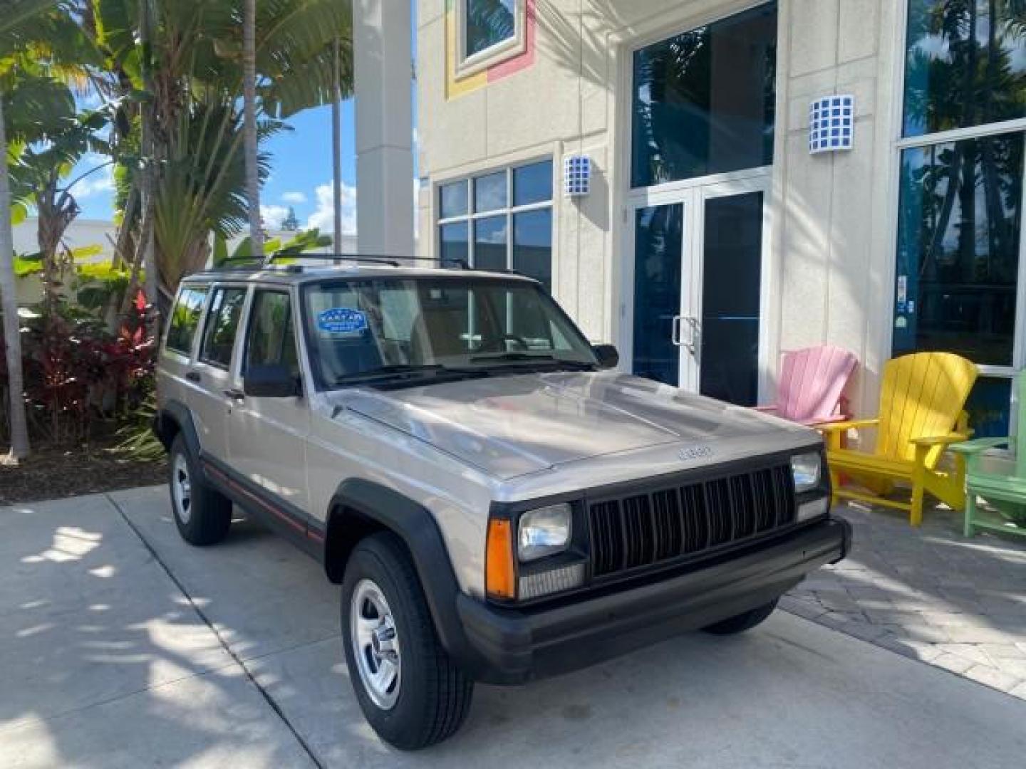 1996 Stone White (CC) /Dark Sand Jeep Cherokee Sport FL LOW MILES 77,388 4WD 4.0 6 CYL (1J4FJ68S2TL) with an 4.0L MPI I6 Engine engine, Automatic transmission, located at 4701 North Dixie Hwy, Pompano Beach, FL, 33064, (954) 422-2889, 26.240938, -80.123474 - OUR WEBPAGE FLORIDACARS1.COM HAS OVER 100 PHOTOS AND FREE CARFAX LINK 1996 JEEP CHEROKEE SPORT 4.0 6 CYL 4WD FL TITLE LOW MILES 77,388 VIN: 1J4FJ68S2TL171877 1 J 4 F J 6 8 S 2 T L 1 7 1 8 7 7 4 DOOR WAGON/SPORT UTILITY 4.0L I6 F GASOLINE REAR WHEEL DRIVE W/ 4X4 Top Features Cloth Seats Basic Feature- Photo#1