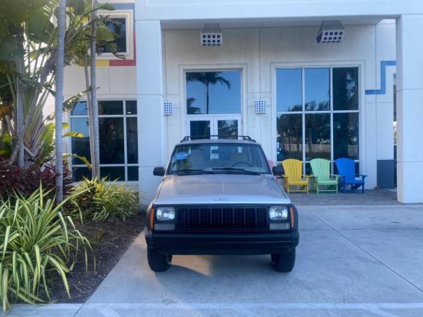 1996 Stone White (CC) /Dark Sand Jeep Cherokee Sport FL LOW MILES 77,388 4WD 4.0 6 CYL (1J4FJ68S2TL) with an 4.0L MPI I6 Engine engine, Automatic transmission, located at 4701 North Dixie Hwy, Pompano Beach, FL, 33064, (954) 422-2889, 26.240938, -80.123474 - OUR WEBPAGE FLORIDACARS1.COM HAS OVER 100 PHOTOS AND FREE CARFAX LINK 1996 JEEP CHEROKEE SPORT 4.0 6 CYL 4WD FL TITLE LOW MILES 77,388 VIN: 1J4FJ68S2TL171877 1 J 4 F J 6 8 S 2 T L 1 7 1 8 7 7 4 DOOR WAGON/SPORT UTILITY 4.0L I6 F GASOLINE REAR WHEEL DRIVE W/ 4X4 Top Features Cloth Seats Basic Feature- Photo#26