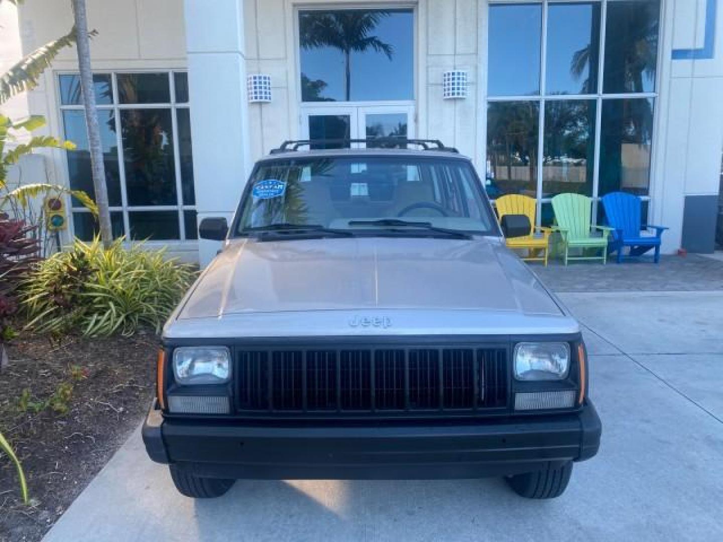 1996 Stone White (CC) /Dark Sand Jeep Cherokee Sport FL LOW MILES 77,388 4WD 4.0 6 CYL (1J4FJ68S2TL) with an 4.0L MPI I6 Engine engine, Automatic transmission, located at 4701 North Dixie Hwy, Pompano Beach, FL, 33064, (954) 422-2889, 26.240938, -80.123474 - OUR WEBPAGE FLORIDACARS1.COM HAS OVER 100 PHOTOS AND FREE CARFAX LINK 1996 JEEP CHEROKEE SPORT 4.0 6 CYL 4WD FL TITLE LOW MILES 77,388 VIN: 1J4FJ68S2TL171877 1 J 4 F J 6 8 S 2 T L 1 7 1 8 7 7 4 DOOR WAGON/SPORT UTILITY 4.0L I6 F GASOLINE REAR WHEEL DRIVE W/ 4X4 Top Features Cloth Seats Basic Feature- Photo#27
