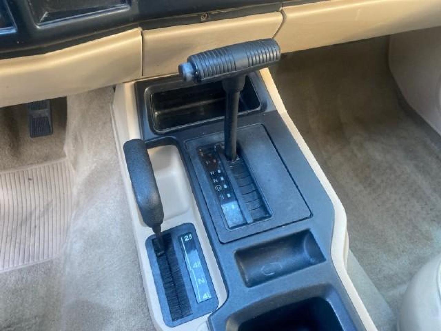 1996 Stone White (CC) /Dark Sand Jeep Cherokee Sport FL LOW MILES 77,388 4WD 4.0 6 CYL (1J4FJ68S2TL) with an 4.0L MPI I6 Engine engine, Automatic transmission, located at 4701 North Dixie Hwy, Pompano Beach, FL, 33064, (954) 422-2889, 26.240938, -80.123474 - OUR WEBPAGE FLORIDACARS1.COM HAS OVER 100 PHOTOS AND FREE CARFAX LINK 1996 JEEP CHEROKEE SPORT 4.0 6 CYL 4WD FL TITLE LOW MILES 77,388 VIN: 1J4FJ68S2TL171877 1 J 4 F J 6 8 S 2 T L 1 7 1 8 7 7 4 DOOR WAGON/SPORT UTILITY 4.0L I6 F GASOLINE REAR WHEEL DRIVE W/ 4X4 Top Features Cloth Seats Basic Feature- Photo#59