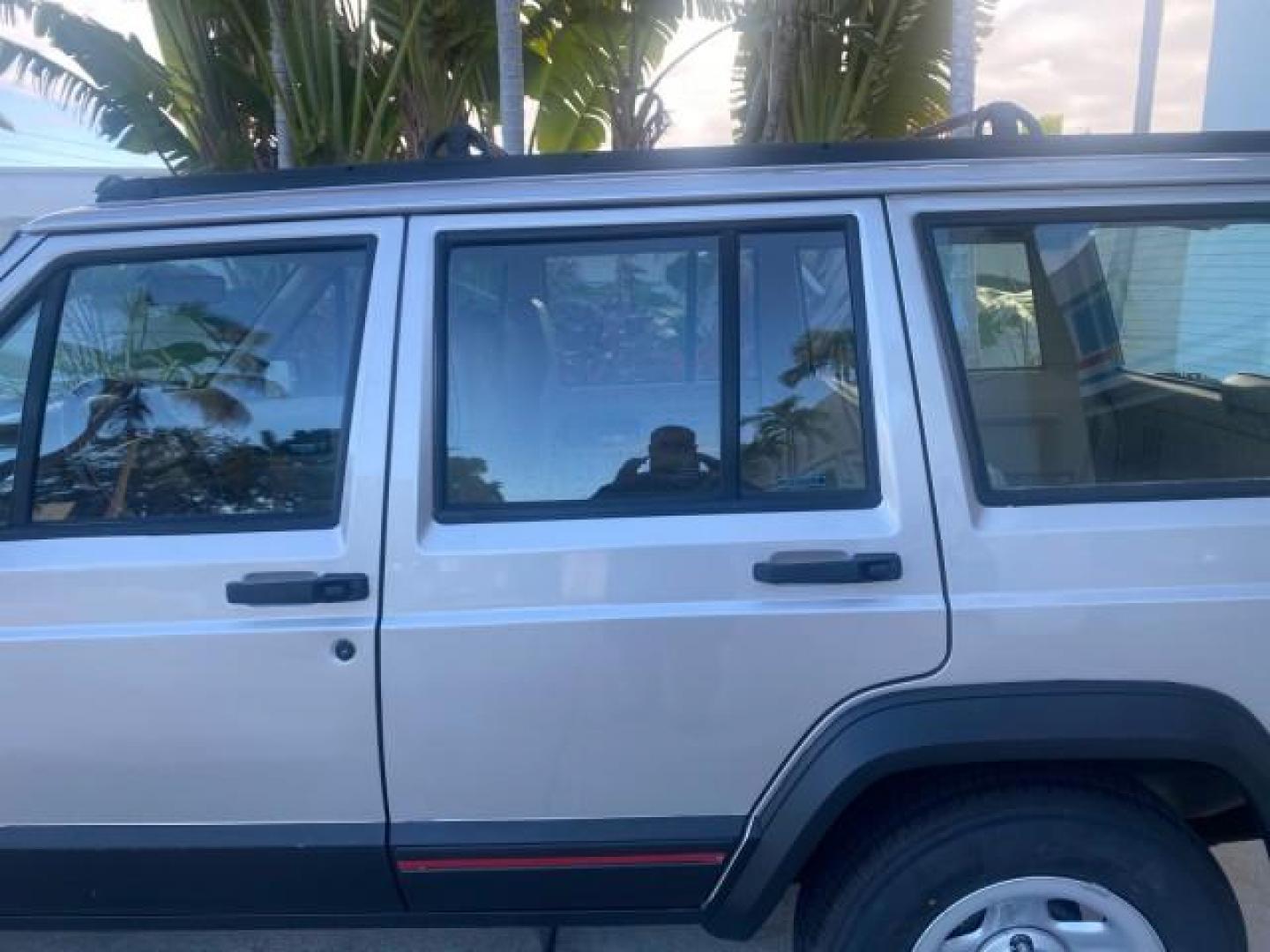 1996 Stone White (CC) /Dark Sand Jeep Cherokee Sport FL LOW MILES 77,388 4WD 4.0 6 CYL (1J4FJ68S2TL) with an 4.0L MPI I6 Engine engine, Automatic transmission, located at 4701 North Dixie Hwy, Pompano Beach, FL, 33064, (954) 422-2889, 26.240938, -80.123474 - OUR WEBPAGE FLORIDACARS1.COM HAS OVER 100 PHOTOS AND FREE CARFAX LINK 1996 JEEP CHEROKEE SPORT 4.0 6 CYL 4WD FL TITLE LOW MILES 77,388 VIN: 1J4FJ68S2TL171877 1 J 4 F J 6 8 S 2 T L 1 7 1 8 7 7 4 DOOR WAGON/SPORT UTILITY 4.0L I6 F GASOLINE REAR WHEEL DRIVE W/ 4X4 Top Features Cloth Seats Basic Feature- Photo#68