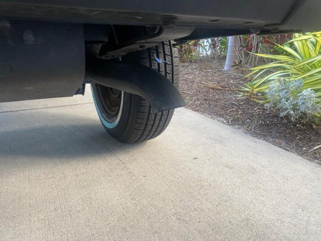 1996 Bright Jade (PC) /Dark Sand Jeep Cherokee Sport FL LOW MILES 77,388 4WD 4.0 6 CYL (1J4FJ68S2TL) with an 4.0L MPI I6 Engine engine, Automatic transmission, located at 4701 North Dixie Hwy, Pompano Beach, FL, 33064, (954) 422-2889, 26.240938, -80.123474 - OUR WEBPAGE FLORIDACARS1.COM HAS OVER 100 PHOTOS AND FREE CARFAX LINK 1996 JEEP CHEROKEE SPORT 4.0 6 CYL 4WD FL TITLE LOW MILES 77,388 VIN: 1J4FJ68S2TL171877 1 J 4 F J 6 8 S 2 T L 1 7 1 8 7 7 4 DOOR WAGON/SPORT UTILITY 4.0L I6 F GASOLINE REAR WHEEL DRIVE W/ 4X4 Top Features Cloth Seats Basic Feature - Photo#94