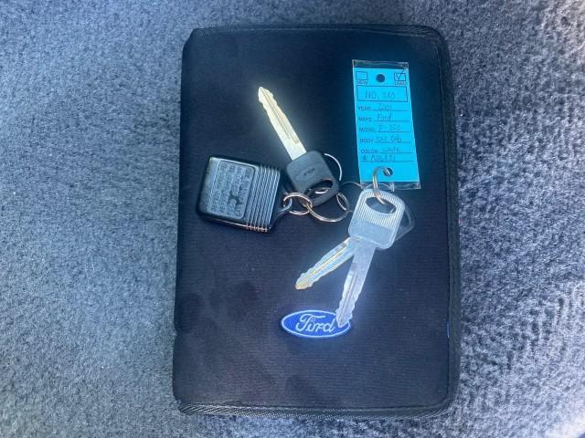 2001 Oxford White /Medium Graphite Ford Super Duty F-250 XLT 7.3 TURBO DIESEL 4WD (3FTNX21F41M) with an 7.3L DI V8 Turbo-Diesel Power Stroke Engine engine, Automatic transmission, located at 4701 North Dixie Hwy, Pompano Beach, FL, 33064, (954) 422-2889, 26.240938, -80.123474 - OUR WEBPAGE FLORIDACARS1.COM HAS OVER 100 PHOTOS AND FREE CARFAX LINK 2001 FORD F-250 SUPER DUTY XLT TURBO DIESEL ENGINE 4WD VIN: 3FTNX21F41MA06821 3 F T N X 2 1 F 4 1 M A 0 6 8 2 1 4 DOOR EXTENDED CAB PICKUP 7.3L V8 F DIESEL REAR WHEEL DRIVE W/ 4X4 Features 4WD/AWD ABS Brakes Air Conditioning AM/FM - Photo#23