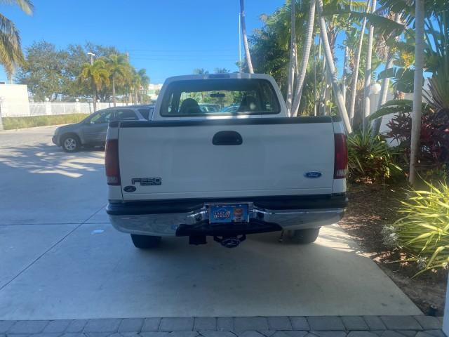2001 Oxford White /Medium Graphite Ford Super Duty F-250 XLT 7.3 TURBO DIESEL 4WD (3FTNX21F41M) with an 7.3L DI V8 Turbo-Diesel Power Stroke Engine engine, Automatic transmission, located at 4701 North Dixie Hwy, Pompano Beach, FL, 33064, (954) 422-2889, 26.240938, -80.123474 - OUR WEBPAGE FLORIDACARS1.COM HAS OVER 100 PHOTOS AND FREE CARFAX LINK 2001 FORD F-250 SUPER DUTY XLT TURBO DIESEL ENGINE 4WD VIN: 3FTNX21F41MA06821 3 F T N X 2 1 F 4 1 M A 0 6 8 2 1 4 DOOR EXTENDED CAB PICKUP 7.3L V8 F DIESEL REAR WHEEL DRIVE W/ 4X4 Features 4WD/AWD ABS Brakes Air Conditioning AM/FM - Photo#34