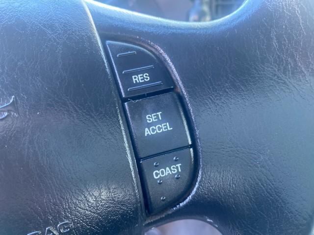 2001 Oxford White /Medium Graphite Ford Super Duty F-250 XLT 7.3 TURBO DIESEL 4WD (3FTNX21F41M) with an 7.3L DI V8 Turbo-Diesel Power Stroke Engine engine, Automatic transmission, located at 4701 North Dixie Hwy, Pompano Beach, FL, 33064, (954) 422-2889, 26.240938, -80.123474 - OUR WEBPAGE FLORIDACARS1.COM HAS OVER 100 PHOTOS AND FREE CARFAX LINK 2001 FORD F-250 SUPER DUTY XLT TURBO DIESEL ENGINE 4WD VIN: 3FTNX21F41MA06821 3 F T N X 2 1 F 4 1 M A 0 6 8 2 1 4 DOOR EXTENDED CAB PICKUP 7.3L V8 F DIESEL REAR WHEEL DRIVE W/ 4X4 Features 4WD/AWD ABS Brakes Air Conditioning AM/FM - Photo#51