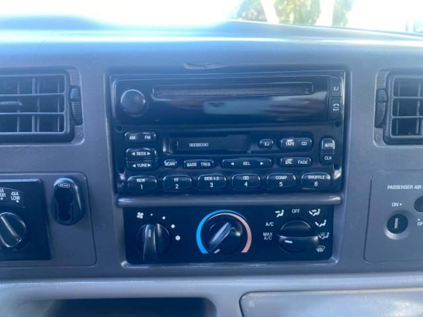 2001 Oxford White /Medium Graphite Ford Super Duty F-250 XLT 7.3 TURBO DIESEL 4WD (3FTNX21F41M) with an 7.3L DI V8 Turbo-Diesel Power Stroke Engine engine, Automatic transmission, located at 4701 North Dixie Hwy, Pompano Beach, FL, 33064, (954) 422-2889, 26.240938, -80.123474 - OUR WEBPAGE FLORIDACARS1.COM HAS OVER 100 PHOTOS AND FREE CARFAX LINK 2001 FORD F-250 SUPER DUTY XLT TURBO DIESEL ENGINE 4WD VIN: 3FTNX21F41MA06821 3 F T N X 2 1 F 4 1 M A 0 6 8 2 1 4 DOOR EXTENDED CAB PICKUP 7.3L V8 F DIESEL REAR WHEEL DRIVE W/ 4X4 Features 4WD/AWD ABS Brakes Air Conditioning AM/FM - Photo#57