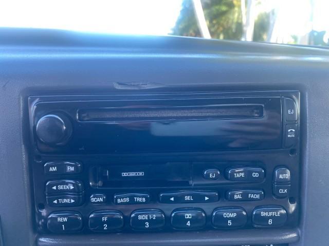 2001 Oxford White /Medium Graphite Ford Super Duty F-250 XLT 7.3 TURBO DIESEL 4WD (3FTNX21F41M) with an 7.3L DI V8 Turbo-Diesel Power Stroke Engine engine, Automatic transmission, located at 4701 North Dixie Hwy, Pompano Beach, FL, 33064, (954) 422-2889, 26.240938, -80.123474 - OUR WEBPAGE FLORIDACARS1.COM HAS OVER 100 PHOTOS AND FREE CARFAX LINK 2001 FORD F-250 SUPER DUTY XLT TURBO DIESEL ENGINE 4WD VIN: 3FTNX21F41MA06821 3 F T N X 2 1 F 4 1 M A 0 6 8 2 1 4 DOOR EXTENDED CAB PICKUP 7.3L V8 F DIESEL REAR WHEEL DRIVE W/ 4X4 Features 4WD/AWD ABS Brakes Air Conditioning AM/FM - Photo#58