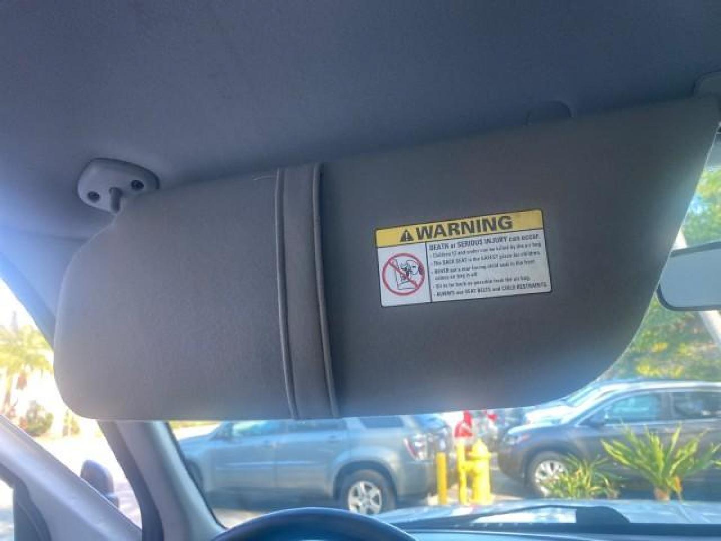 2001 Oxford White /Medium Graphite Ford Super Duty F-250 XLT 7.3 TURBO DIESEL 4WD (3FTNX21F41M) with an 7.3L DI V8 Turbo-Diesel Power Stroke Engine engine, Automatic transmission, located at 4701 North Dixie Hwy, Pompano Beach, FL, 33064, (954) 422-2889, 26.240938, -80.123474 - OUR WEBPAGE FLORIDACARS1.COM HAS OVER 100 PHOTOS AND FREE CARFAX LINK 2001 FORD F-250 SUPER DUTY XLT TURBO DIESEL ENGINE 4WD VIN: 3FTNX21F41MA06821 3 F T N X 2 1 F 4 1 M A 0 6 8 2 1 4 DOOR EXTENDED CAB PICKUP 7.3L V8 F DIESEL REAR WHEEL DRIVE W/ 4X4 Features 4WD/AWD ABS Brakes Air Conditioning AM/FM - Photo#65