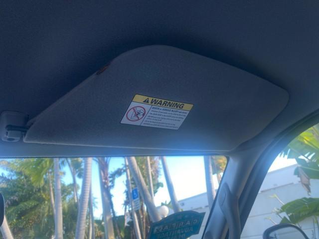 2001 Oxford White /Medium Graphite Ford Super Duty F-250 XLT 7.3 TURBO DIESEL 4WD (3FTNX21F41M) with an 7.3L DI V8 Turbo-Diesel Power Stroke Engine engine, Automatic transmission, located at 4701 North Dixie Hwy, Pompano Beach, FL, 33064, (954) 422-2889, 26.240938, -80.123474 - OUR WEBPAGE FLORIDACARS1.COM HAS OVER 100 PHOTOS AND FREE CARFAX LINK 2001 FORD F-250 SUPER DUTY XLT TURBO DIESEL ENGINE 4WD VIN: 3FTNX21F41MA06821 3 F T N X 2 1 F 4 1 M A 0 6 8 2 1 4 DOOR EXTENDED CAB PICKUP 7.3L V8 F DIESEL REAR WHEEL DRIVE W/ 4X4 Features 4WD/AWD ABS Brakes Air Conditioning AM/FM - Photo#66