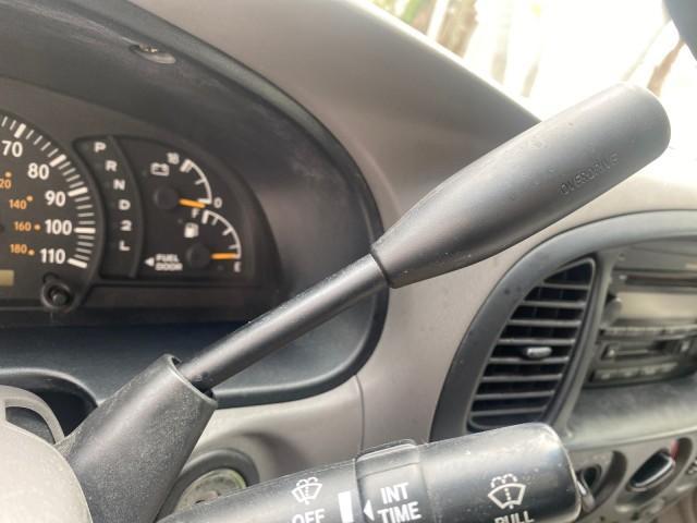 2004 Black /Gray Toyota Tundra SR5 1 OWNER 4WD XTRA CAB STEP SIDE (5TBBT44124S) with an 4.7L DOHC EFI 32-Valve V8 i-Force Engine engine, Automatic transmission, located at 4701 North Dixie Hwy, Pompano Beach, FL, 33064, (954) 422-2889, 26.240938, -80.123474 - OUR WEBPAGE FLORIDACARS1.COM HAS OVER 100 PHOTOS AND FREE CARFAX LINK 2004 TOYOTA TUNDRA SR5 4WD 1 OWNER VIN: 5TBBT44124S444633 5 T B B T 4 4 1 2 4 S 4 4 4 6 3 3 4 DOOR EXTENDED CAB PICKUP 4.7L V8 F DOHC 32V GASOLINE 18 MPG REAR WHEEL DRIVE W/ 4X4 Features 4WD/AWD ABS Brakes Air Conditioning Alloy W - Photo#52