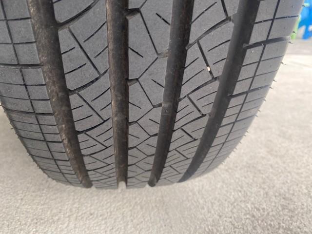 2004 Black /Gray Toyota Tundra SR5 1 OWNER 4WD XTRA CAB STEP SIDE (5TBBT44124S) with an 4.7L DOHC EFI 32-Valve V8 i-Force Engine engine, Automatic transmission, located at 4701 North Dixie Hwy, Pompano Beach, FL, 33064, (954) 422-2889, 26.240938, -80.123474 - OUR WEBPAGE FLORIDACARS1.COM HAS OVER 100 PHOTOS AND FREE CARFAX LINK 2004 TOYOTA TUNDRA SR5 4WD 1 OWNER VIN: 5TBBT44124S444633 5 T B B T 4 4 1 2 4 S 4 4 4 6 3 3 4 DOOR EXTENDED CAB PICKUP 4.7L V8 F DOHC 32V GASOLINE 18 MPG REAR WHEEL DRIVE W/ 4X4 Features 4WD/AWD ABS Brakes Air Conditioning Alloy W - Photo#86