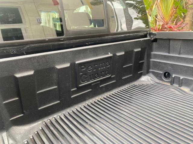 2004 Black /Gray Toyota Tundra SR5 1 OWNER 4WD XTRA CAB STEP SIDE (5TBBT44124S) with an 4.7L DOHC EFI 32-Valve V8 i-Force Engine engine, Automatic transmission, located at 4701 North Dixie Hwy, Pompano Beach, FL, 33064, (954) 422-2889, 26.240938, -80.123474 - OUR WEBPAGE FLORIDACARS1.COM HAS OVER 100 PHOTOS AND FREE CARFAX LINK 2004 TOYOTA TUNDRA SR5 4WD 1 OWNER VIN: 5TBBT44124S444633 5 T B B T 4 4 1 2 4 S 4 4 4 6 3 3 4 DOOR EXTENDED CAB PICKUP 4.7L V8 F DOHC 32V GASOLINE 18 MPG REAR WHEEL DRIVE W/ 4X4 Features 4WD/AWD ABS Brakes Air Conditioning Alloy W - Photo#91