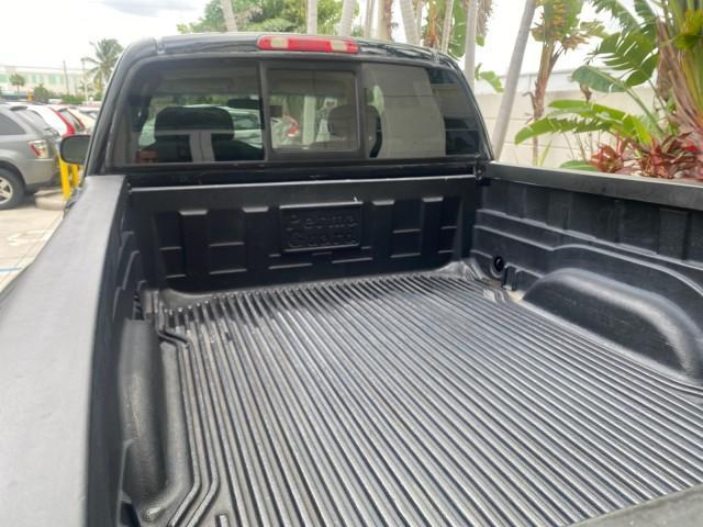 2004 Black /Gray Toyota Tundra SR5 1 OWNER 4WD XTRA CAB STEP SIDE (5TBBT44124S) with an 4.7L DOHC EFI 32-Valve V8 i-Force Engine engine, Automatic transmission, located at 4701 North Dixie Hwy, Pompano Beach, FL, 33064, (954) 422-2889, 26.240938, -80.123474 - OUR WEBPAGE FLORIDACARS1.COM HAS OVER 100 PHOTOS AND FREE CARFAX LINK 2004 TOYOTA TUNDRA SR5 4WD 1 OWNER VIN: 5TBBT44124S444633 5 T B B T 4 4 1 2 4 S 4 4 4 6 3 3 4 DOOR EXTENDED CAB PICKUP 4.7L V8 F DOHC 32V GASOLINE 18 MPG REAR WHEEL DRIVE W/ 4X4 Features 4WD/AWD ABS Brakes Air Conditioning Alloy W - Photo#92