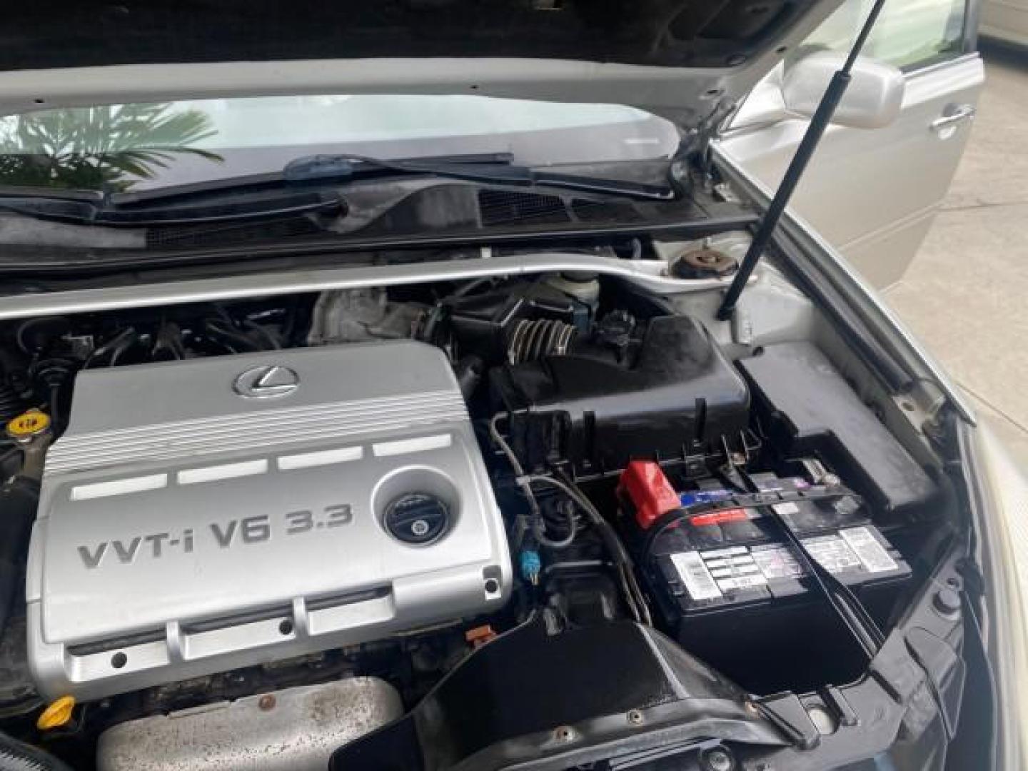 2004 Millennium Silver Metallic /Light Charcoal Lexus ES 330 LOW MILES 74,701 SUNROOF (JTHBA30G745) with an 3.3L DOHC EFI 24-Valve V6 Engine engine, Automatic transmission, located at 4701 North Dixie Hwy, Pompano Beach, FL, 33064, (954) 422-2889, 26.240938, -80.123474 - OUR WEBPAGE FLORIDACARS1.COM HAS OVER 100 PHOTOS AND FREE CARFAX LINK 2004 LEXUS ES 330 ORIGINAL PRICE NEW $32,384 VIN: JTHBA30G745034416 J T H B A 3 0 G 7 4 5 0 3 4 4 1 6 SEDAN 4 DR 3.3L V6 F 24V GASOLINE 29 MPG FRONT WHEEL DRIVE Features ABS Brakes Air Conditioning Alloy Wheels AM/FM Stereo Automa - Photo#25