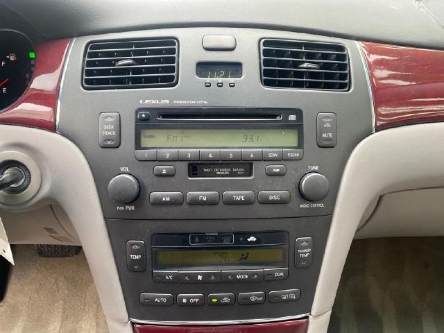 2004 Millennium Silver Metallic /Light Charcoal Lexus ES 330 LOW MILES 74,701 SUNROOF (JTHBA30G745) with an 3.3L DOHC EFI 24-Valve V6 Engine engine, Automatic transmission, located at 4701 North Dixie Hwy, Pompano Beach, FL, 33064, (954) 422-2889, 26.240938, -80.123474 - OUR WEBPAGE FLORIDACARS1.COM HAS OVER 100 PHOTOS AND FREE CARFAX LINK 2004 LEXUS ES 330 ORIGINAL PRICE NEW $32,384 VIN: JTHBA30G745034416 J T H B A 3 0 G 7 4 5 0 3 4 4 1 6 SEDAN 4 DR 3.3L V6 F 24V GASOLINE 29 MPG FRONT WHEEL DRIVE Features ABS Brakes Air Conditioning Alloy Wheels AM/FM Stereo Automa - Photo#54