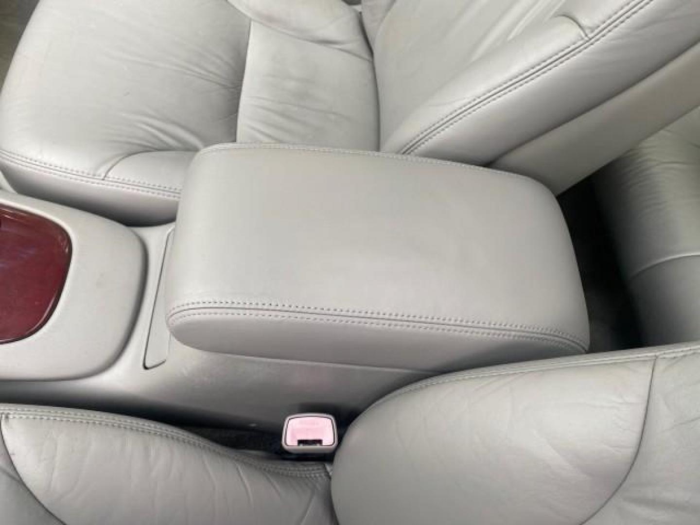 2004 Millennium Silver Metallic /Light Charcoal Lexus ES 330 LOW MILES 74,701 SUNROOF (JTHBA30G745) with an 3.3L DOHC EFI 24-Valve V6 Engine engine, Automatic transmission, located at 4701 North Dixie Hwy, Pompano Beach, FL, 33064, (954) 422-2889, 26.240938, -80.123474 - OUR WEBPAGE FLORIDACARS1.COM HAS OVER 100 PHOTOS AND FREE CARFAX LINK 2004 LEXUS ES 330 ORIGINAL PRICE NEW $32,384 VIN: JTHBA30G745034416 J T H B A 3 0 G 7 4 5 0 3 4 4 1 6 SEDAN 4 DR 3.3L V6 F 24V GASOLINE 29 MPG FRONT WHEEL DRIVE Features ABS Brakes Air Conditioning Alloy Wheels AM/FM Stereo Automa - Photo#58