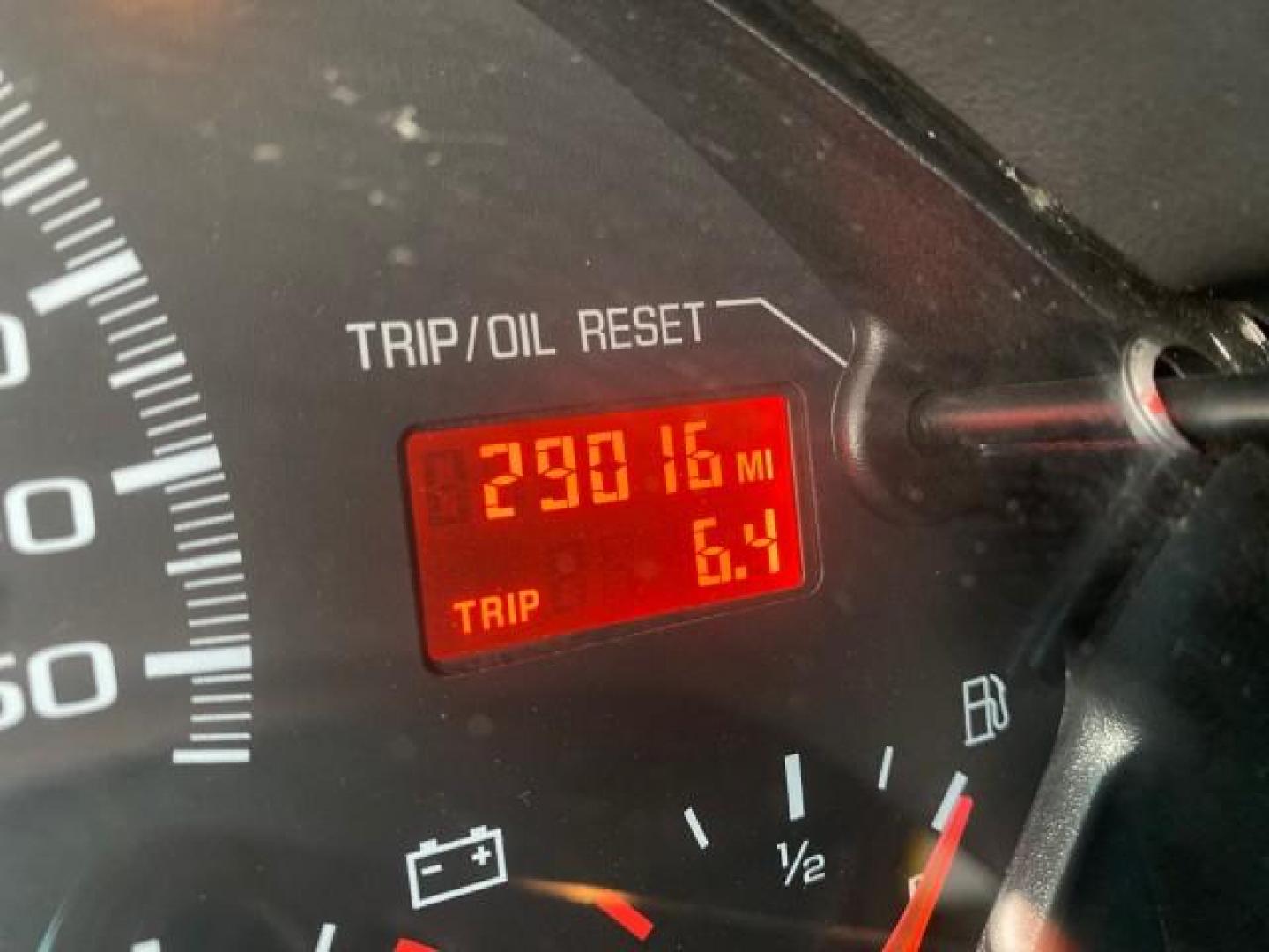 2002 Black /Ebony Chevrolet Camaro Z28 CONV 6 SPD LOW MILES 29,016 (2G1FP32G622) with an 5.7L SFI V8 Engine engine, Manual transmission, located at 4701 North Dixie Hwy, Pompano Beach, FL, 33064, (954) 422-2889, 26.240938, -80.123474 - OUR WEBPAGE FLORIDACARS1.COM HAS OVER 100 PHOTOS AND FREE CARFAX LINK 2002 CHEVROLET CAMARO Z28 6 SPEED ALL ORIGINAL PAINT VERY LOW MILES VIN: 2G1FP32G622129985 2 G 1 F P 3 2 G 6 2 2 1 2 9 9 8 5 CONVERTIBLE 5.7L V8 F OHV GASOLINE 25 MPG REAR WHEEL DRIVE Features ABS Brakes Air Conditioning Alloy Whe - Photo#18