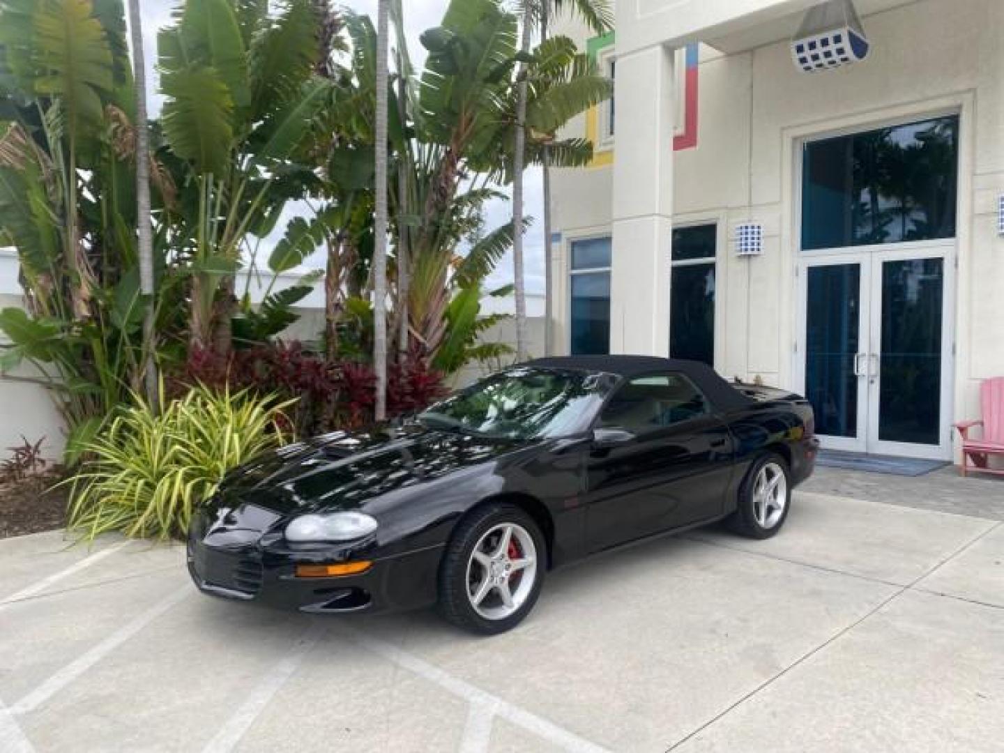 2002 Black /Ebony Chevrolet Camaro Z28 CONV 6 SPD LOW MILES 29,016 (2G1FP32G622) with an 5.7L SFI V8 Engine engine, Manual transmission, located at 4701 North Dixie Hwy, Pompano Beach, FL, 33064, (954) 422-2889, 26.240938, -80.123474 - OUR WEBPAGE FLORIDACARS1.COM HAS OVER 100 PHOTOS AND FREE CARFAX LINK 2002 CHEVROLET CAMARO Z28 6 SPEED ALL ORIGINAL PAINT VERY LOW MILES VIN: 2G1FP32G622129985 2 G 1 F P 3 2 G 6 2 2 1 2 9 9 8 5 CONVERTIBLE 5.7L V8 F OHV GASOLINE 25 MPG REAR WHEEL DRIVE Features ABS Brakes Air Conditioning Alloy Whe - Photo#30