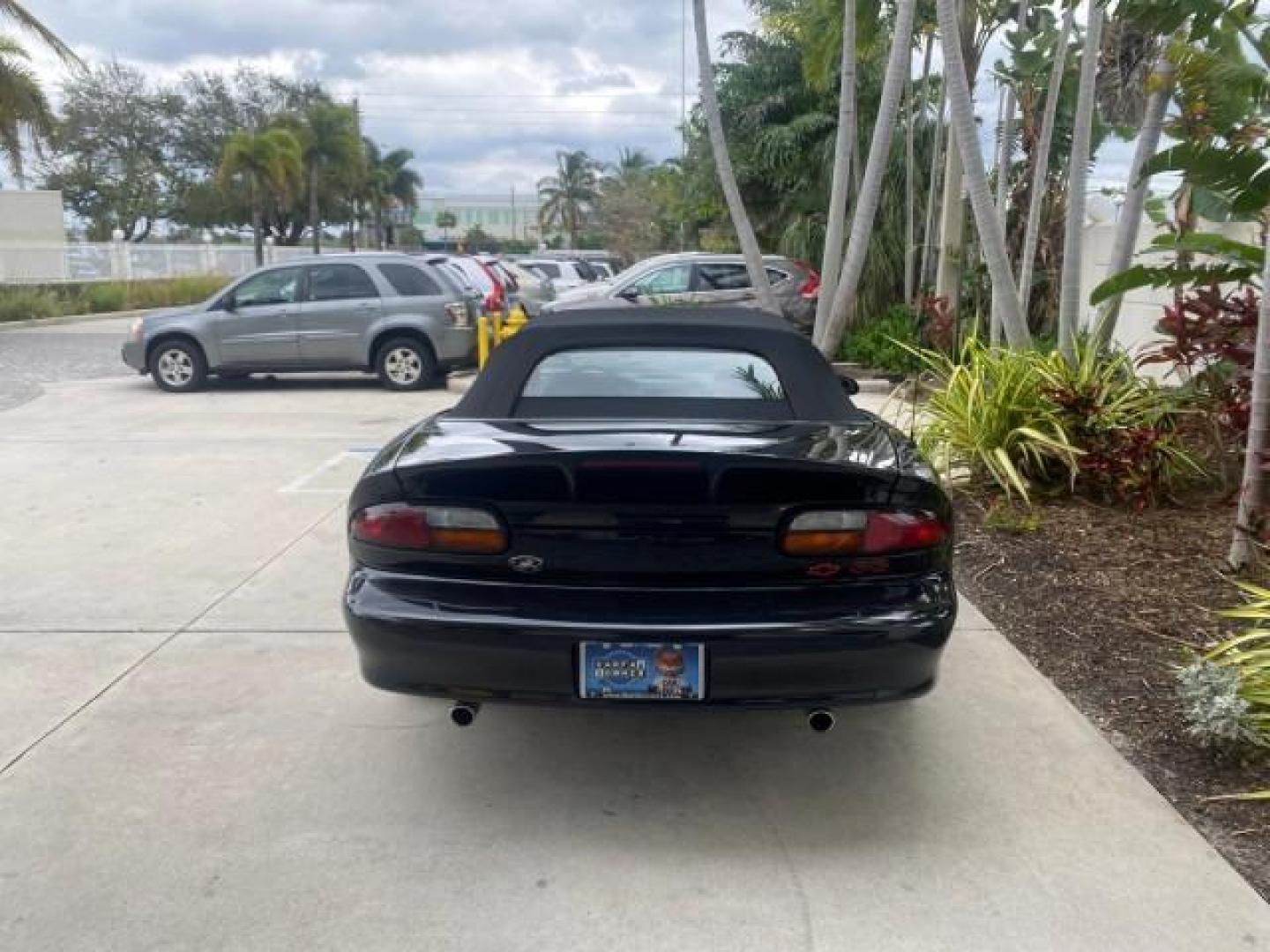 2002 Black /Ebony Chevrolet Camaro Z28 CONV 6 SPD LOW MILES 29,016 (2G1FP32G622) with an 5.7L SFI V8 Engine engine, Manual transmission, located at 4701 North Dixie Hwy, Pompano Beach, FL, 33064, (954) 422-2889, 26.240938, -80.123474 - OUR WEBPAGE FLORIDACARS1.COM HAS OVER 100 PHOTOS AND FREE CARFAX LINK 2002 CHEVROLET CAMARO Z28 6 SPEED ALL ORIGINAL PAINT VERY LOW MILES VIN: 2G1FP32G622129985 2 G 1 F P 3 2 G 6 2 2 1 2 9 9 8 5 CONVERTIBLE 5.7L V8 F OHV GASOLINE 25 MPG REAR WHEEL DRIVE Features ABS Brakes Air Conditioning Alloy Whe - Photo#42