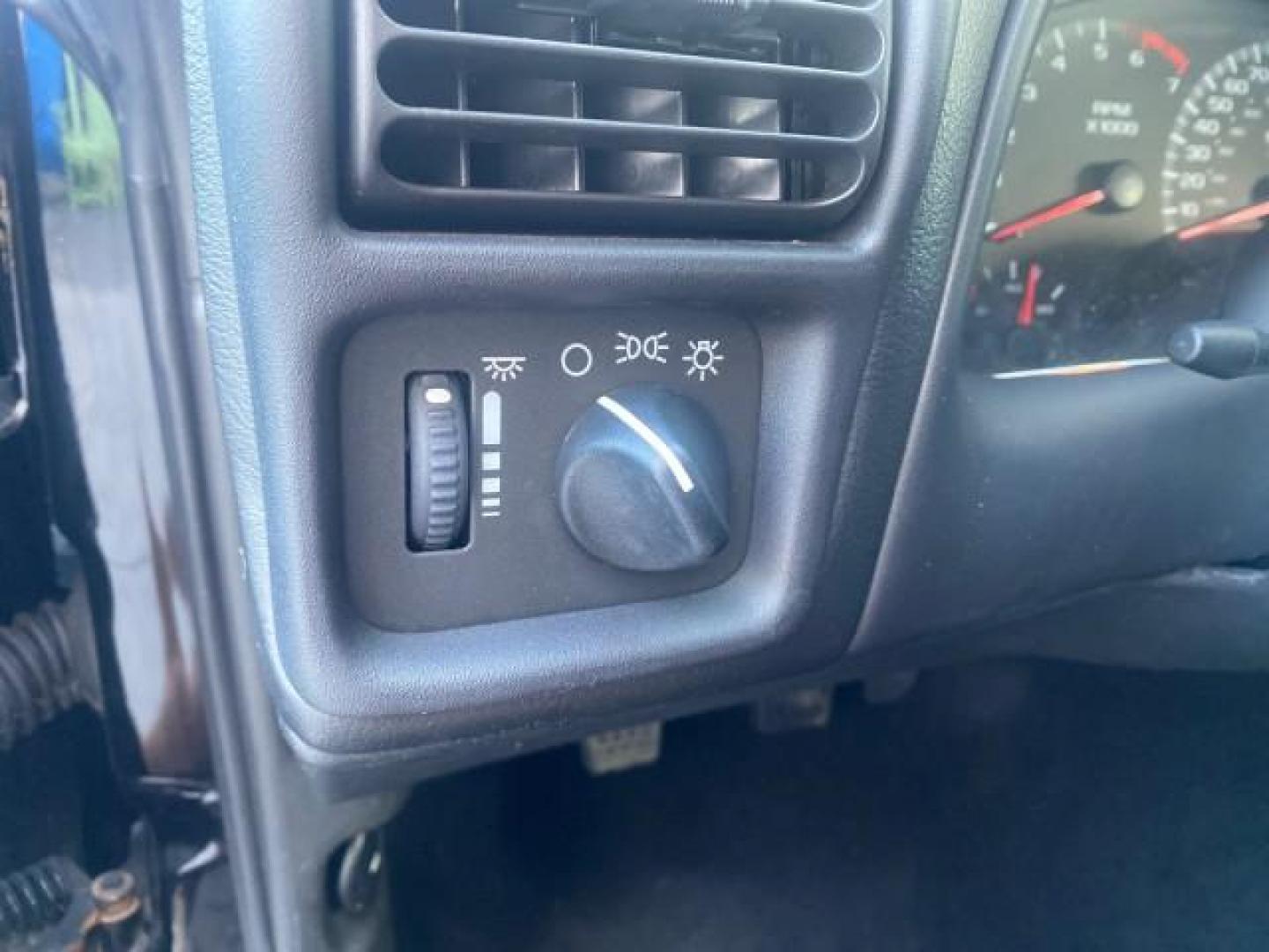 2002 Black /Ebony Chevrolet Camaro Z28 CONV 6 SPD LOW MILES 29,016 (2G1FP32G622) with an 5.7L SFI V8 Engine engine, Manual transmission, located at 4701 North Dixie Hwy, Pompano Beach, FL, 33064, (954) 422-2889, 26.240938, -80.123474 - OUR WEBPAGE FLORIDACARS1.COM HAS OVER 100 PHOTOS AND FREE CARFAX LINK 2002 CHEVROLET CAMARO Z28 6 SPEED ALL ORIGINAL PAINT VERY LOW MILES VIN: 2G1FP32G622129985 2 G 1 F P 3 2 G 6 2 2 1 2 9 9 8 5 CONVERTIBLE 5.7L V8 F OHV GASOLINE 25 MPG REAR WHEEL DRIVE Features ABS Brakes Air Conditioning Alloy Whe - Photo#71