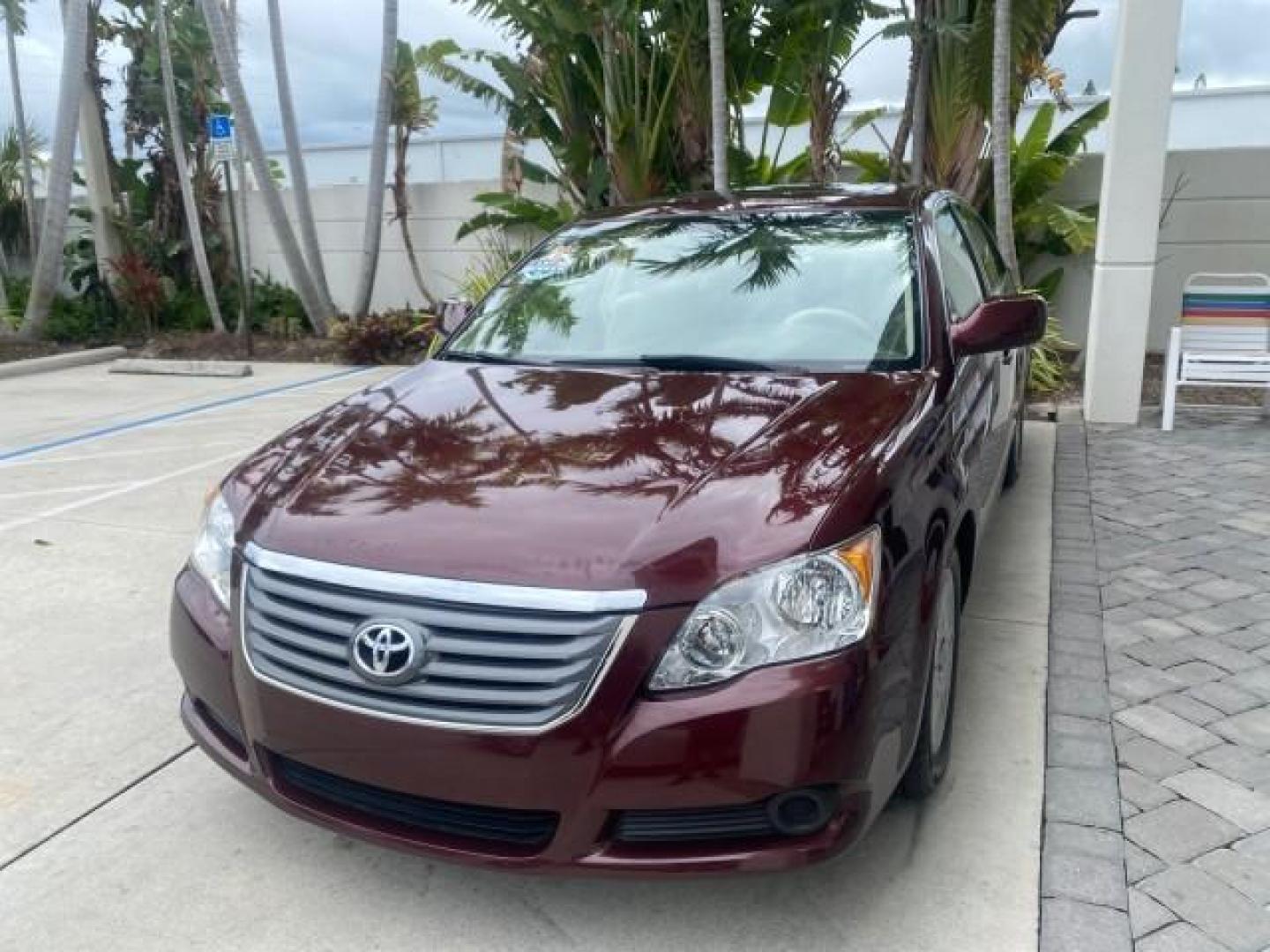 2008 Cassis Pearl /Ivory Toyota Avalon XL 1 OWNER LOW MILES 77,161 FL (4T1BK36B28U) with an 3.5L DOHC EFI 24-Valve V6 Engine engine, Automatic transmission, located at 4701 North Dixie Hwy, Pompano Beach, FL, 33064, (954) 422-2889, 26.240938, -80.123474 - OUR WEBPAGE FLORIDACARS1.COM HAS OVER 100 PHOTOS AND FREE CARFAX LINK 2008 TOYOTA AVALON TOURING 1 OWNER TIRES ARE LIKE NEW NON SMOKER CLOTH VIN: 4T1BK36B28U286740 4 T 1 B K 3 6 B 2 8 U 2 8 6 7 4 0 SEDAN 4 DR 3.5L V6 F DOHC 24V GASOLINE 28 MPG FRONT WHEEL DRIVE Features ABS Brakes Air Conditioning A - Photo#3