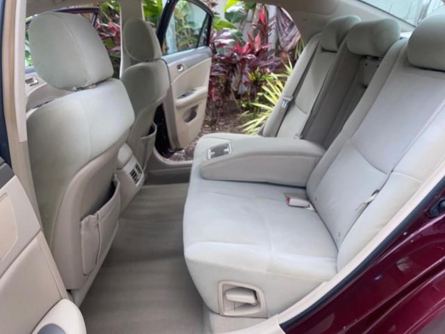 2008 Cassis Pearl /Ivory Toyota Avalon XL 1 OWNER LOW MILES 77,161 FL (4T1BK36B28U) with an 3.5L DOHC EFI 24-Valve V6 Engine engine, Automatic transmission, located at 4701 North Dixie Hwy, Pompano Beach, FL, 33064, (954) 422-2889, 26.240938, -80.123474 - OUR WEBPAGE FLORIDACARS1.COM HAS OVER 100 PHOTOS AND FREE CARFAX LINK 2008 TOYOTA AVALON TOURING 1 OWNER TIRES ARE LIKE NEW NON SMOKER CLOTH VIN: 4T1BK36B28U286740 4 T 1 B K 3 6 B 2 8 U 2 8 6 7 4 0 SEDAN 4 DR 3.5L V6 F DOHC 24V GASOLINE 28 MPG FRONT WHEEL DRIVE Features ABS Brakes Air Conditioning A - Photo#14