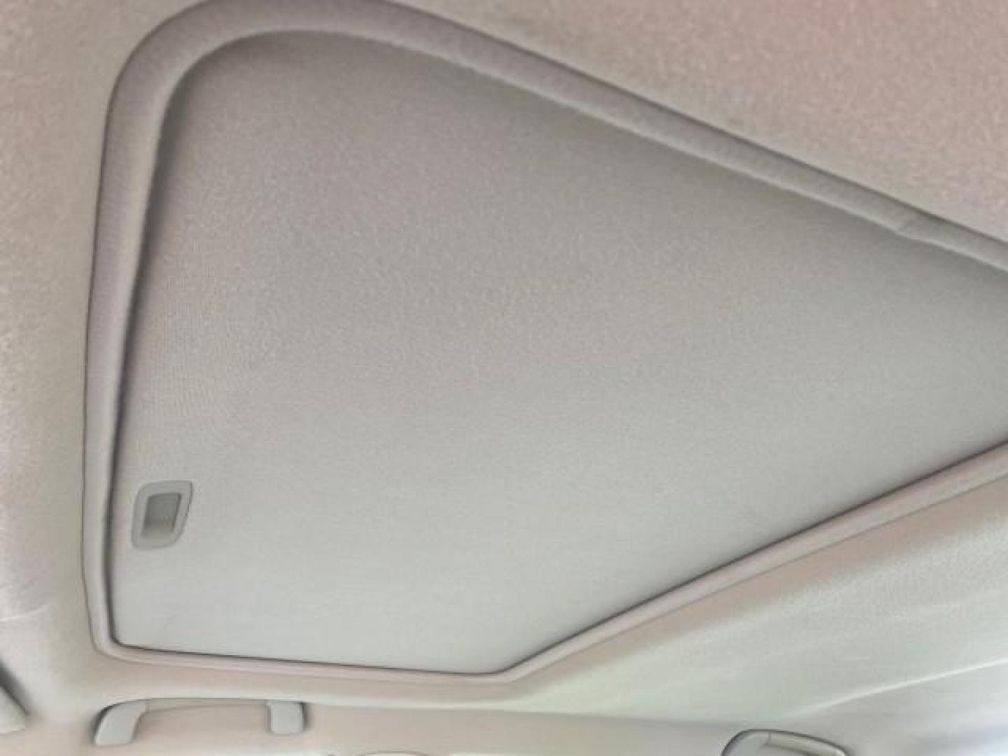 2008 Cassis Pearl /Ivory Toyota Avalon XL 1 OWNER LOW MILES 77,161 FL (4T1BK36B28U) with an 3.5L DOHC EFI 24-Valve V6 Engine engine, Automatic transmission, located at 4701 North Dixie Hwy, Pompano Beach, FL, 33064, (954) 422-2889, 26.240938, -80.123474 - OUR WEBPAGE FLORIDACARS1.COM HAS OVER 100 PHOTOS AND FREE CARFAX LINK 2008 TOYOTA AVALON TOURING 1 OWNER TIRES ARE LIKE NEW NON SMOKER CLOTH VIN: 4T1BK36B28U286740 4 T 1 B K 3 6 B 2 8 U 2 8 6 7 4 0 SEDAN 4 DR 3.5L V6 F DOHC 24V GASOLINE 28 MPG FRONT WHEEL DRIVE Features ABS Brakes Air Conditioning A - Photo#73