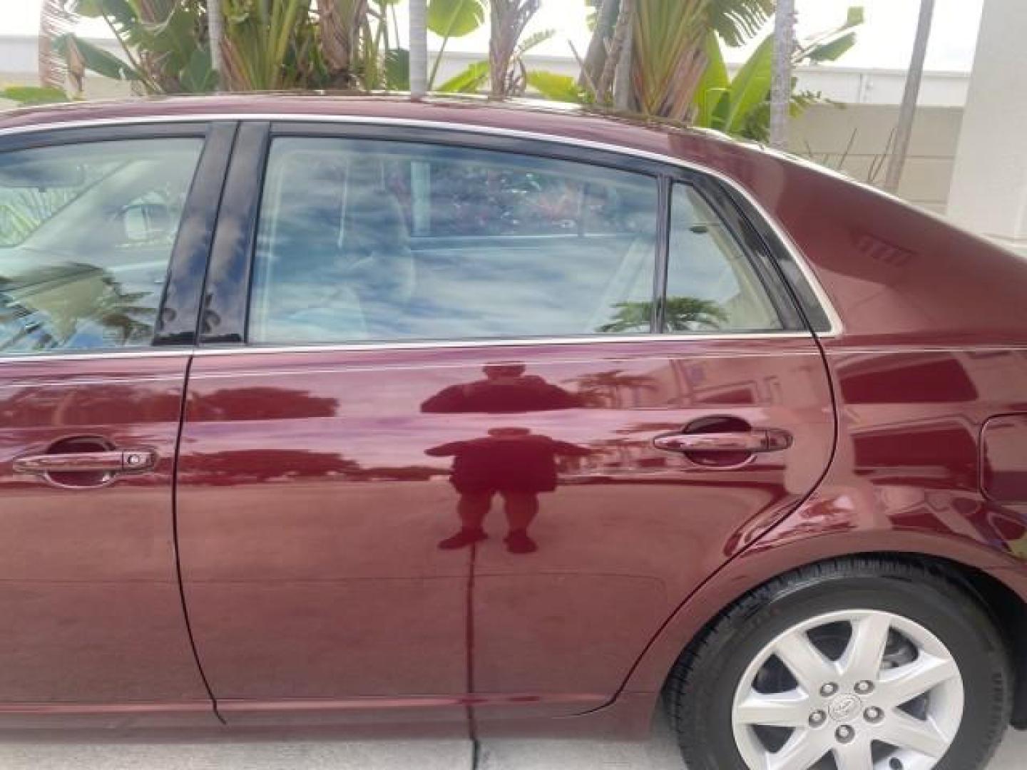 2008 Cassis Pearl /Ivory Toyota Avalon XL 1 OWNER LOW MILES 77,161 FL (4T1BK36B28U) with an 3.5L DOHC EFI 24-Valve V6 Engine engine, Automatic transmission, located at 4701 North Dixie Hwy, Pompano Beach, FL, 33064, (954) 422-2889, 26.240938, -80.123474 - OUR WEBPAGE FLORIDACARS1.COM HAS OVER 100 PHOTOS AND FREE CARFAX LINK 2008 TOYOTA AVALON TOURING 1 OWNER TIRES ARE LIKE NEW NON SMOKER CLOTH VIN: 4T1BK36B28U286740 4 T 1 B K 3 6 B 2 8 U 2 8 6 7 4 0 SEDAN 4 DR 3.5L V6 F DOHC 24V GASOLINE 28 MPG FRONT WHEEL DRIVE Features ABS Brakes Air Conditioning A - Photo#75