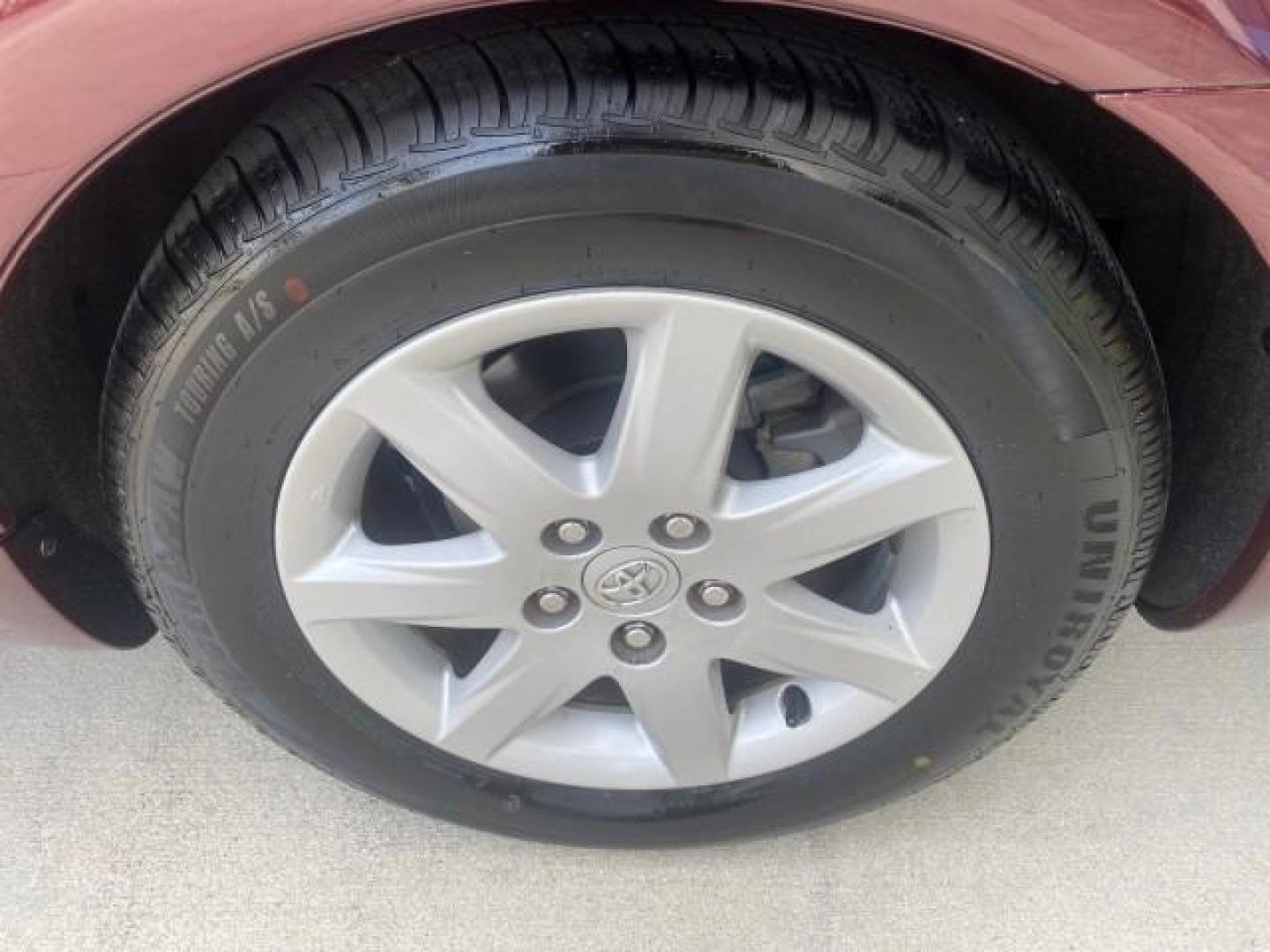 2008 Cassis Pearl /Ivory Toyota Avalon XL 1 OWNER LOW MILES 77,161 FL (4T1BK36B28U) with an 3.5L DOHC EFI 24-Valve V6 Engine engine, Automatic transmission, located at 4701 North Dixie Hwy, Pompano Beach, FL, 33064, (954) 422-2889, 26.240938, -80.123474 - OUR WEBPAGE FLORIDACARS1.COM HAS OVER 100 PHOTOS AND FREE CARFAX LINK 2008 TOYOTA AVALON TOURING 1 OWNER TIRES ARE LIKE NEW NON SMOKER CLOTH VIN: 4T1BK36B28U286740 4 T 1 B K 3 6 B 2 8 U 2 8 6 7 4 0 SEDAN 4 DR 3.5L V6 F DOHC 24V GASOLINE 28 MPG FRONT WHEEL DRIVE Features ABS Brakes Air Conditioning A - Photo#87