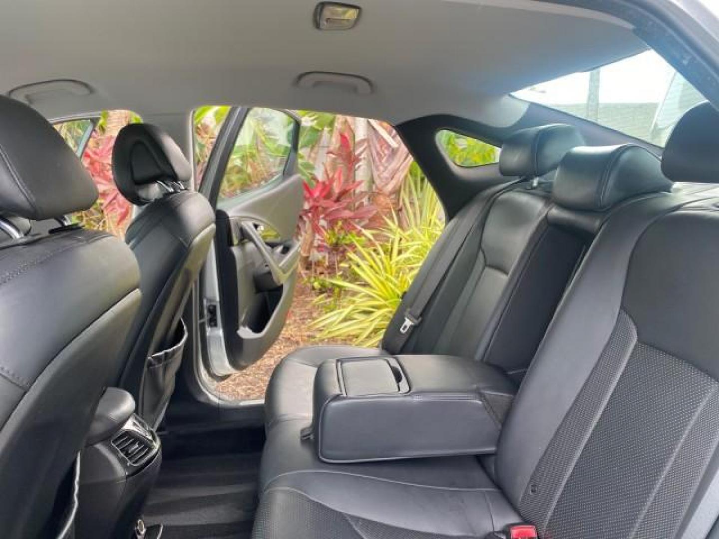 2013 Silver Frost Metallic /Graphite Black Hyundai Azera LOW MILES 12,752 LEATHER LOADED (KMHFG4JG8DA) with an 3.3L DOHC MPI 24-Valve CVVT V6 Engine engine, Automatic transmission, located at 4701 North Dixie Hwy, Pompano Beach, FL, 33064, (954) 422-2889, 26.240938, -80.123474 - OUR WEBPAGE FLORIDACARS1.COM HAS OVER 100 PHOTOS AND FREE CARFAX LINK 2013 HYUNDAI AZERA ONLY 12,752 MILES 1 OF A KIND FIND - $ ORIGINAL PRICE $32,360 VIN: KMHFG4JG8DA228283 K M H F G 4 J G 8 D A 2 2 8 2 8 3 SEDAN 4 DR 3.3L V6 F DOHC 24V GASOLINE 29 MPG FRONT WHEEL DRIVE Features ABS Brakes Air Cond - Photo#14