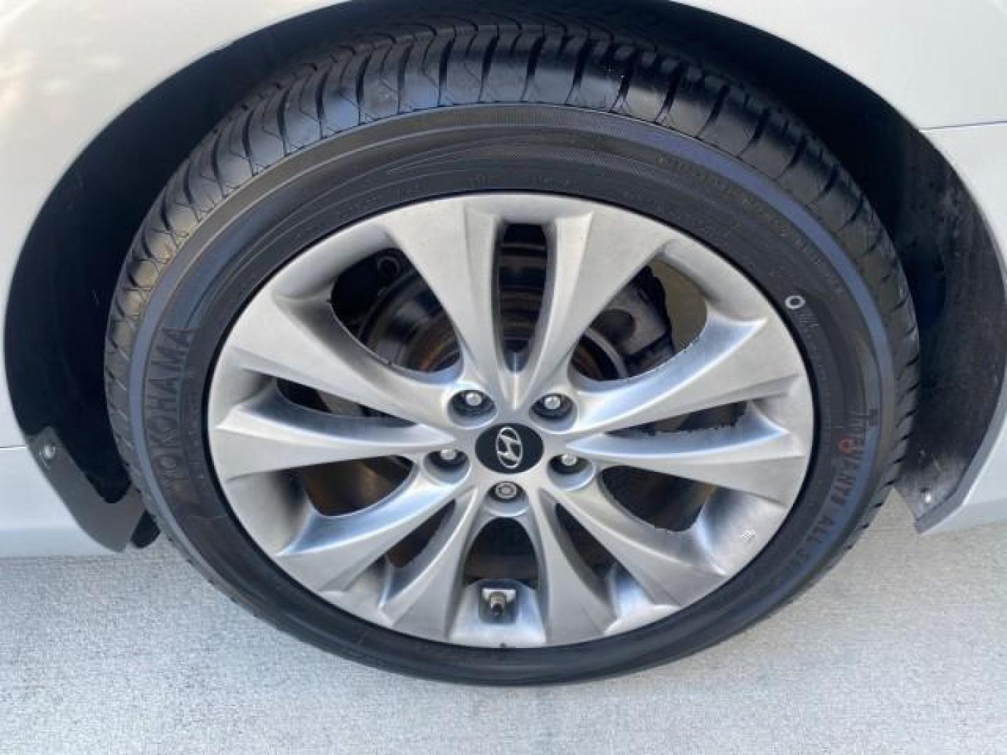 2013 Silver Frost Metallic /Graphite Black Hyundai Azera LOW MILES 12,752 LEATHER LOADED (KMHFG4JG8DA) with an 3.3L DOHC MPI 24-Valve CVVT V6 Engine engine, Automatic transmission, located at 4701 North Dixie Hwy, Pompano Beach, FL, 33064, (954) 422-2889, 26.240938, -80.123474 - OUR WEBPAGE FLORIDACARS1.COM HAS OVER 100 PHOTOS AND FREE CARFAX LINK 2013 HYUNDAI AZERA ONLY 12,752 MILES 1 OF A KIND FIND - $ ORIGINAL PRICE $32,360 VIN: KMHFG4JG8DA228283 K M H F G 4 J G 8 D A 2 2 8 2 8 3 SEDAN 4 DR 3.3L V6 F DOHC 24V GASOLINE 29 MPG FRONT WHEEL DRIVE Features ABS Brakes Air Cond - Photo#88