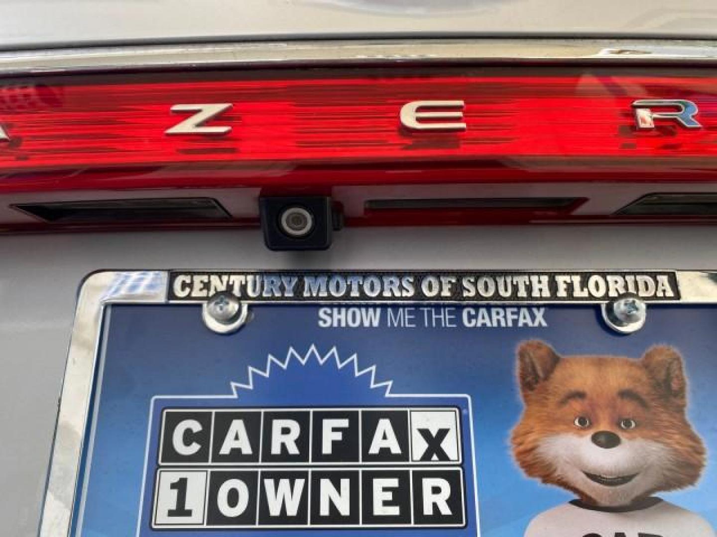 2013 Silver Frost Metallic /Graphite Black Hyundai Azera LOW MILES 12,752 LEATHER LOADED (KMHFG4JG8DA) with an 3.3L DOHC MPI 24-Valve CVVT V6 Engine engine, Automatic transmission, located at 4701 North Dixie Hwy, Pompano Beach, FL, 33064, (954) 422-2889, 26.240938, -80.123474 - OUR WEBPAGE FLORIDACARS1.COM HAS OVER 100 PHOTOS AND FREE CARFAX LINK 2013 HYUNDAI AZERA ONLY 12,752 MILES 1 OF A KIND FIND - $ ORIGINAL PRICE $32,360 VIN: KMHFG4JG8DA228283 K M H F G 4 J G 8 D A 2 2 8 2 8 3 SEDAN 4 DR 3.3L V6 F DOHC 24V GASOLINE 29 MPG FRONT WHEEL DRIVE Features ABS Brakes Air Cond - Photo#97