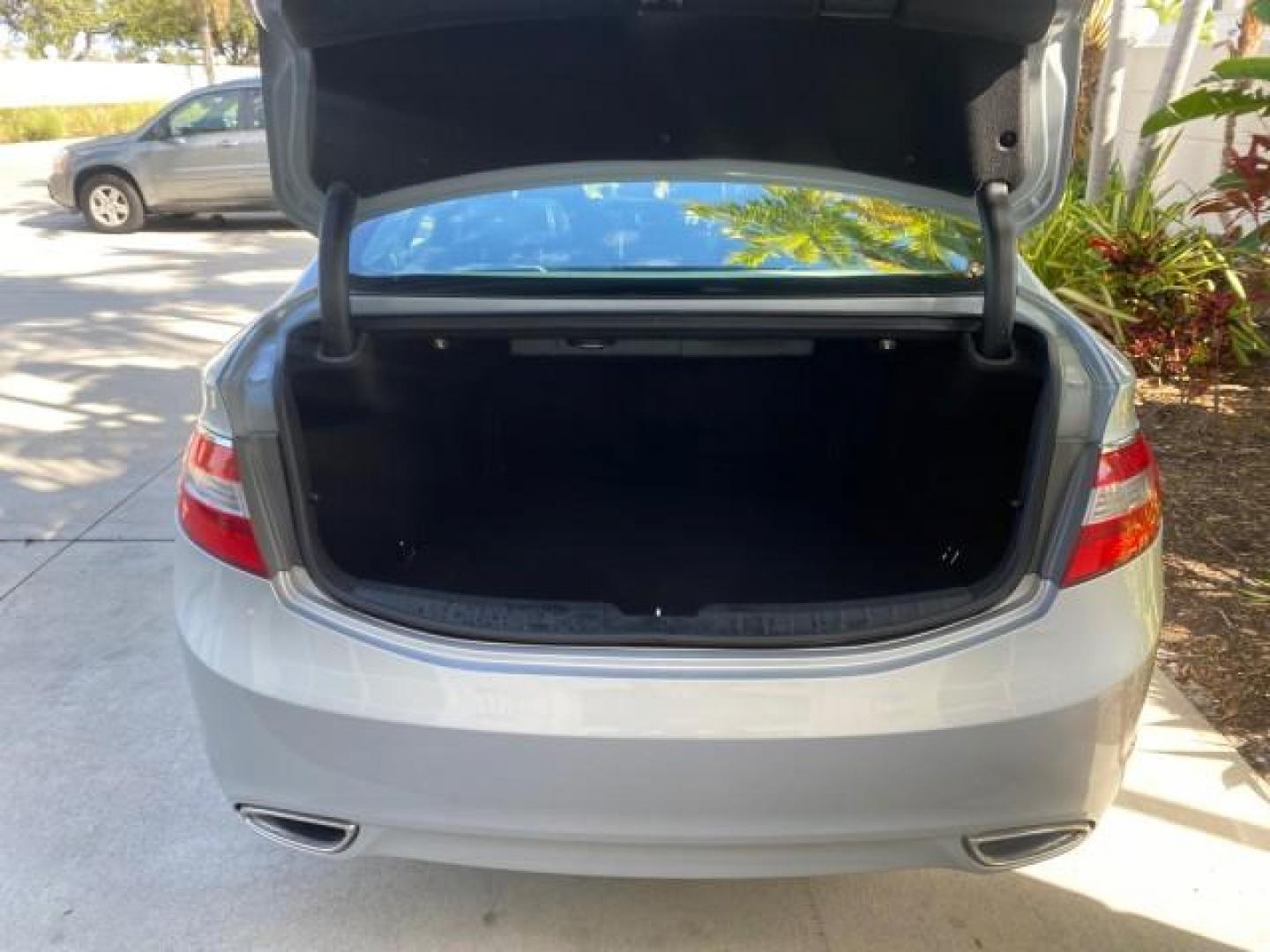 2013 Silver Frost Metallic /Graphite Black Hyundai Azera LOW MILES 12,752 LEATHER LOADED (KMHFG4JG8DA) with an 3.3L DOHC MPI 24-Valve CVVT V6 Engine engine, Automatic transmission, located at 4701 North Dixie Hwy, Pompano Beach, FL, 33064, (954) 422-2889, 26.240938, -80.123474 - OUR WEBPAGE FLORIDACARS1.COM HAS OVER 100 PHOTOS AND FREE CARFAX LINK 2013 HYUNDAI AZERA ONLY 12,752 MILES 1 OF A KIND FIND - $ ORIGINAL PRICE $32,360 VIN: KMHFG4JG8DA228283 K M H F G 4 J G 8 D A 2 2 8 2 8 3 SEDAN 4 DR 3.3L V6 F DOHC 24V GASOLINE 29 MPG FRONT WHEEL DRIVE Features ABS Brakes Air Cond - Photo#99
