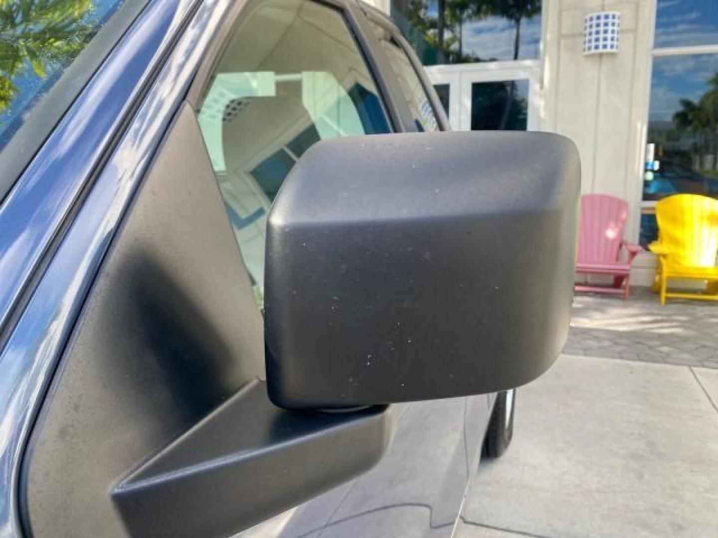 2005 True Blue Metallic /Flint Ford F-150 XL LOW MILES 27,620 1 OWNER FL (1FTRF12215N) with an 4.2L EFI V6 Engine engine, Automatic transmission, located at 4701 North Dixie Hwy, Pompano Beach, FL, 33064, (954) 422-2889, 26.240938, -80.123474 - OUR WEBPAGE FLORIDACARS1.COM HAS OVER 100 PHOTOS AND FREE CARFAX LINK 2005 FORD F-150 STX 1 OWNER FLORIDA THIS IS THE LOWEST MILE TRUCK WEVE EVER LISTED LOOKS ALL ORIGINAL PAINT VIN: 1FTRF12215NB72140 1 F T R F 1 2 2 1 5 N B 7 2 1 4 0 PICKUP 4.2L V6 F OHV GASOLINE 20 MPG REAR WHEEL DRIVE Features AB - Photo#39