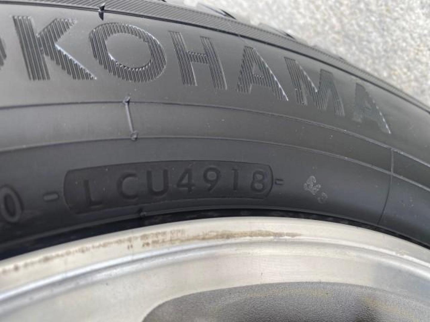 2002 Firepepper Red Pearl /Parchment Acura TL 3.2 LOW MILES 36,004 (19UUA566X2A) with an 3.2L SOHC PGM-FI 24-Valve V6 Engine engine, Automatic transmission, located at 4701 North Dixie Hwy, Pompano Beach, FL, 33064, (954) 422-2889, 26.240938, -80.123474 - OUR WEBPAGE FLORIDACARS1.COM HAS OVER 100 PHOTOS AND FREE CARFAX LINK 2002 ACURA TL 3.2 THIS IS THE LOWEST MILE ONE IN THE COUNTRY LOOKS ALL ORIGINAL PAINT ORIGINAL PRICE $28,880 VIN: 19UUA566X2A037479 1 9 U U A 5 6 6 X 2 A 0 3 7 4 7 9 SEDAN 4 DR 3.2L V6 F SOHC 24V GASOLINE 29 MPG FRONT WHEEL DRIVE - Photo#36