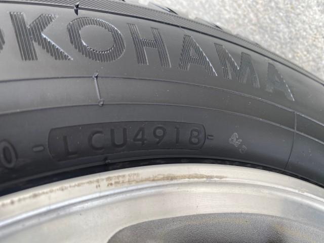 2002 Firepepper Red Pearl /Parchment Acura TL 3.2 LOW MILES 36,004 (19UUA566X2A) with an 3.2L SOHC PGM-FI 24-Valve V6 Engine engine, Automatic transmission, located at 4701 North Dixie Hwy, Pompano Beach, FL, 33064, (954) 422-2889, 26.240938, -80.123474 - OUR WEBPAGE FLORIDACARS1.COM HAS OVER 100 PHOTOS AND FREE CARFAX LINK 2002 ACURA TL 3.2 THIS IS THE LOWEST MILE ONE IN THE COUNTRY LOOKS ALL ORIGINAL PAINT ORIGINAL PRICE $28,880 VIN: 19UUA566X2A037479 1 9 U U A 5 6 6 X 2 A 0 3 7 4 7 9 SEDAN 4 DR 3.2L V6 F SOHC 24V GASOLINE 29 MPG FRONT WHEEL DRIVE - Photo#36