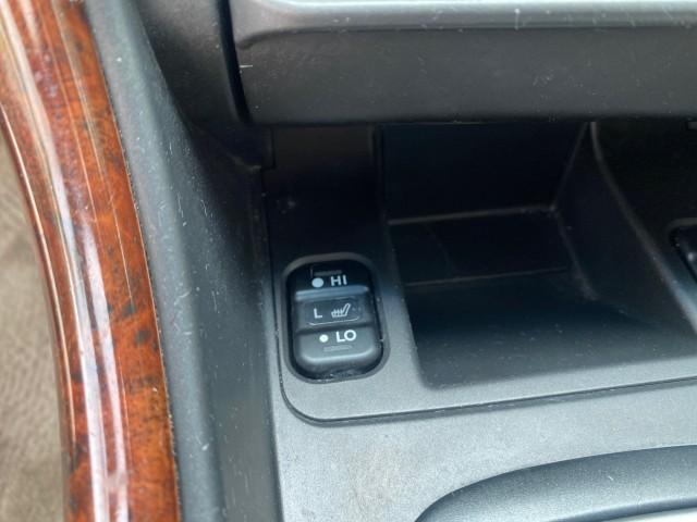 2002 Firepepper Red Pearl /Parchment Acura TL 3.2 LOW MILES 36,004 (19UUA566X2A) with an 3.2L SOHC PGM-FI 24-Valve V6 Engine engine, Automatic transmission, located at 4701 North Dixie Hwy, Pompano Beach, FL, 33064, (954) 422-2889, 26.240938, -80.123474 - OUR WEBPAGE FLORIDACARS1.COM HAS OVER 100 PHOTOS AND FREE CARFAX LINK 2002 ACURA TL 3.2 THIS IS THE LOWEST MILE ONE IN THE COUNTRY LOOKS ALL ORIGINAL PAINT ORIGINAL PRICE $28,880 VIN: 19UUA566X2A037479 1 9 U U A 5 6 6 X 2 A 0 3 7 4 7 9 SEDAN 4 DR 3.2L V6 F SOHC 24V GASOLINE 29 MPG FRONT WHEEL DRIVE - Photo#60