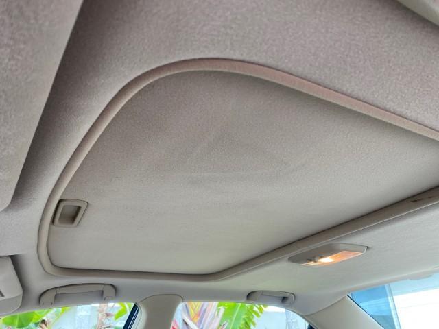 2002 Firepepper Red Pearl /Parchment Acura TL 3.2 LOW MILES 36,004 (19UUA566X2A) with an 3.2L SOHC PGM-FI 24-Valve V6 Engine engine, Automatic transmission, located at 4701 North Dixie Hwy, Pompano Beach, FL, 33064, (954) 422-2889, 26.240938, -80.123474 - OUR WEBPAGE FLORIDACARS1.COM HAS OVER 100 PHOTOS AND FREE CARFAX LINK 2002 ACURA TL 3.2 THIS IS THE LOWEST MILE ONE IN THE COUNTRY LOOKS ALL ORIGINAL PAINT ORIGINAL PRICE $28,880 VIN: 19UUA566X2A037479 1 9 U U A 5 6 6 X 2 A 0 3 7 4 7 9 SEDAN 4 DR 3.2L V6 F SOHC 24V GASOLINE 29 MPG FRONT WHEEL DRIVE - Photo#72