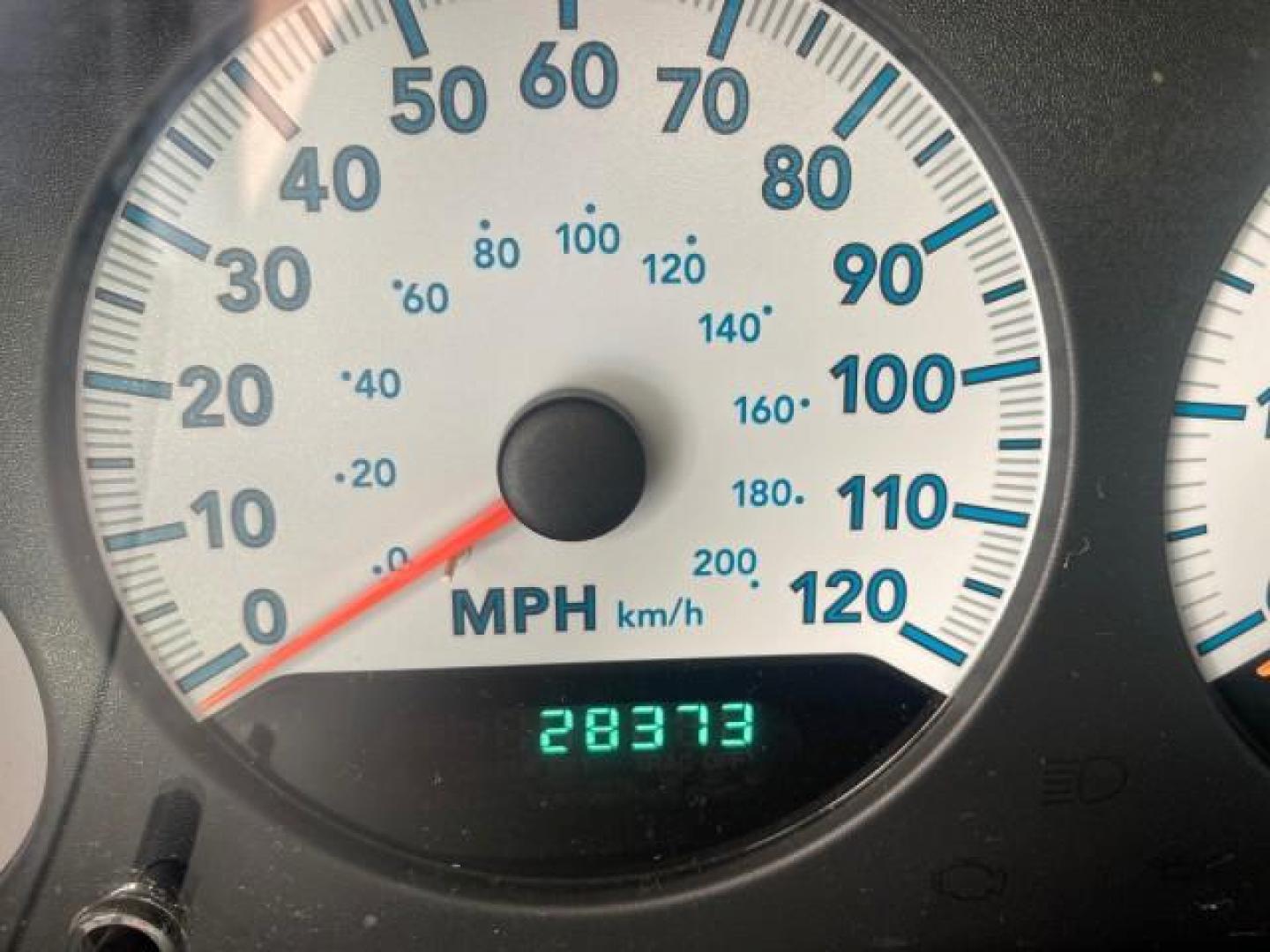 2006 Stone White /Medium Slate Gray Dodge Caravan SXT LOW MILES 28,367 1 OWNER HANDICAP LIFT (1D4GP45R96B) with an 3.3L OHV V6 Engine engine, Automatic transmission, located at 4701 North Dixie Hwy, Pompano Beach, FL, 33064, (954) 422-2889, 26.240938, -80.123474 - OUR WEBPAGE FLORIDACARS1.COM HAS OVER 100 PHOTOS AND FREE CARFAX LINK 2006 DODGE CARAVAN SXT 1 OWNER FREEDOM HANDICAP LIFT/SCOOTER VIN: 1D4GP45R96B730062 1 D 4 G P 4 5 R 9 6 B 7 3 0 0 6 2 VAN 3.3L V6 F OHV GASOLINE 26 MPG FRONT WHEEL DRIVE Features Air Conditioning Alloy Wheels AM/FM Stereo Automati- Photo#18
