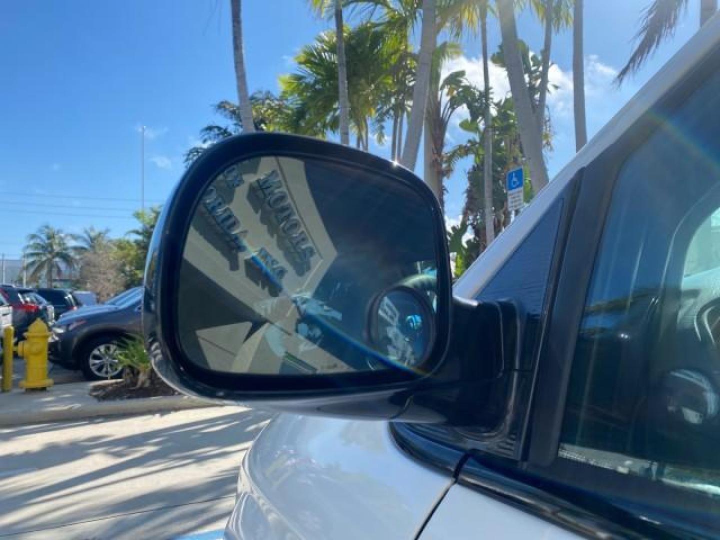 2006 Stone White /Medium Slate Gray Dodge Caravan SXT LOW MILES 28,367 1 OWNER HANDICAP LIFT (1D4GP45R96B) with an 3.3L OHV V6 Engine engine, Automatic transmission, located at 4701 North Dixie Hwy, Pompano Beach, FL, 33064, (954) 422-2889, 26.240938, -80.123474 - OUR WEBPAGE FLORIDACARS1.COM HAS OVER 100 PHOTOS AND FREE CARFAX LINK 2006 DODGE CARAVAN SXT 1 OWNER FREEDOM HANDICAP LIFT/SCOOTER VIN: 1D4GP45R96B730062 1 D 4 G P 4 5 R 9 6 B 7 3 0 0 6 2 VAN 3.3L V6 F OHV GASOLINE 26 MPG FRONT WHEEL DRIVE Features Air Conditioning Alloy Wheels AM/FM Stereo Automati- Photo#38