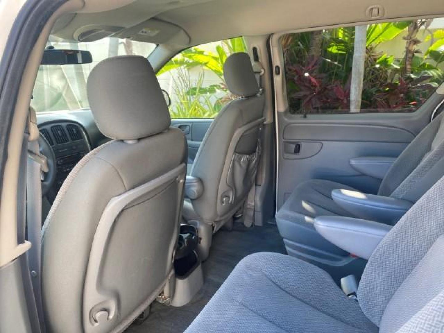 2006 Stone White /Medium Slate Gray Dodge Caravan SXT LOW MILES 28,367 1 OWNER HANDICAP LIFT (1D4GP45R96B) with an 3.3L OHV V6 Engine engine, Automatic transmission, located at 4701 North Dixie Hwy, Pompano Beach, FL, 33064, (954) 422-2889, 26.240938, -80.123474 - OUR WEBPAGE FLORIDACARS1.COM HAS OVER 100 PHOTOS AND FREE CARFAX LINK 2006 DODGE CARAVAN SXT 1 OWNER FREEDOM HANDICAP LIFT/SCOOTER VIN: 1D4GP45R96B730062 1 D 4 G P 4 5 R 9 6 B 7 3 0 0 6 2 VAN 3.3L V6 F OHV GASOLINE 26 MPG FRONT WHEEL DRIVE Features Air Conditioning Alloy Wheels AM/FM Stereo Automati- Photo#71