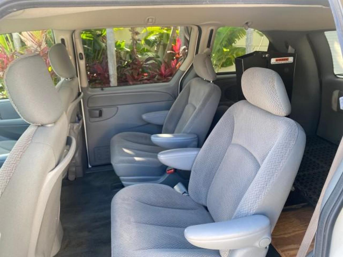 2006 Stone White /Medium Slate Gray Dodge Caravan SXT LOW MILES 28,367 1 OWNER HANDICAP LIFT (1D4GP45R96B) with an 3.3L OHV V6 Engine engine, Automatic transmission, located at 4701 North Dixie Hwy, Pompano Beach, FL, 33064, (954) 422-2889, 26.240938, -80.123474 - OUR WEBPAGE FLORIDACARS1.COM HAS OVER 100 PHOTOS AND FREE CARFAX LINK 2006 DODGE CARAVAN SXT 1 OWNER FREEDOM HANDICAP LIFT/SCOOTER VIN: 1D4GP45R96B730062 1 D 4 G P 4 5 R 9 6 B 7 3 0 0 6 2 VAN 3.3L V6 F OHV GASOLINE 26 MPG FRONT WHEEL DRIVE Features Air Conditioning Alloy Wheels AM/FM Stereo Automati- Photo#73