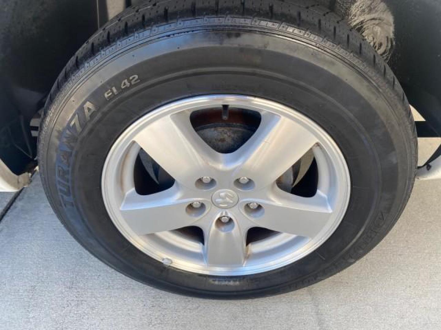 2006 Stone White /Medium Slate Gray Dodge Caravan SXT LOW MILES 28,367 1 OWNER HANDICAP LIFT (1D4GP45R96B) with an 3.3L OHV V6 Engine engine, Automatic transmission, located at 4701 North Dixie Hwy, Pompano Beach, FL, 33064, (954) 422-2889, 26.240938, -80.123474 - OUR WEBPAGE FLORIDACARS1.COM HAS OVER 100 PHOTOS AND FREE CARFAX LINK 2006 DODGE CARAVAN SXT 1 OWNER FREEDOM HANDICAP LIFT/SCOOTER VIN: 1D4GP45R96B730062 1 D 4 G P 4 5 R 9 6 B 7 3 0 0 6 2 VAN 3.3L V6 F OHV GASOLINE 26 MPG FRONT WHEEL DRIVE Features Air Conditioning Alloy Wheels AM/FM Stereo Automati- Photo#78